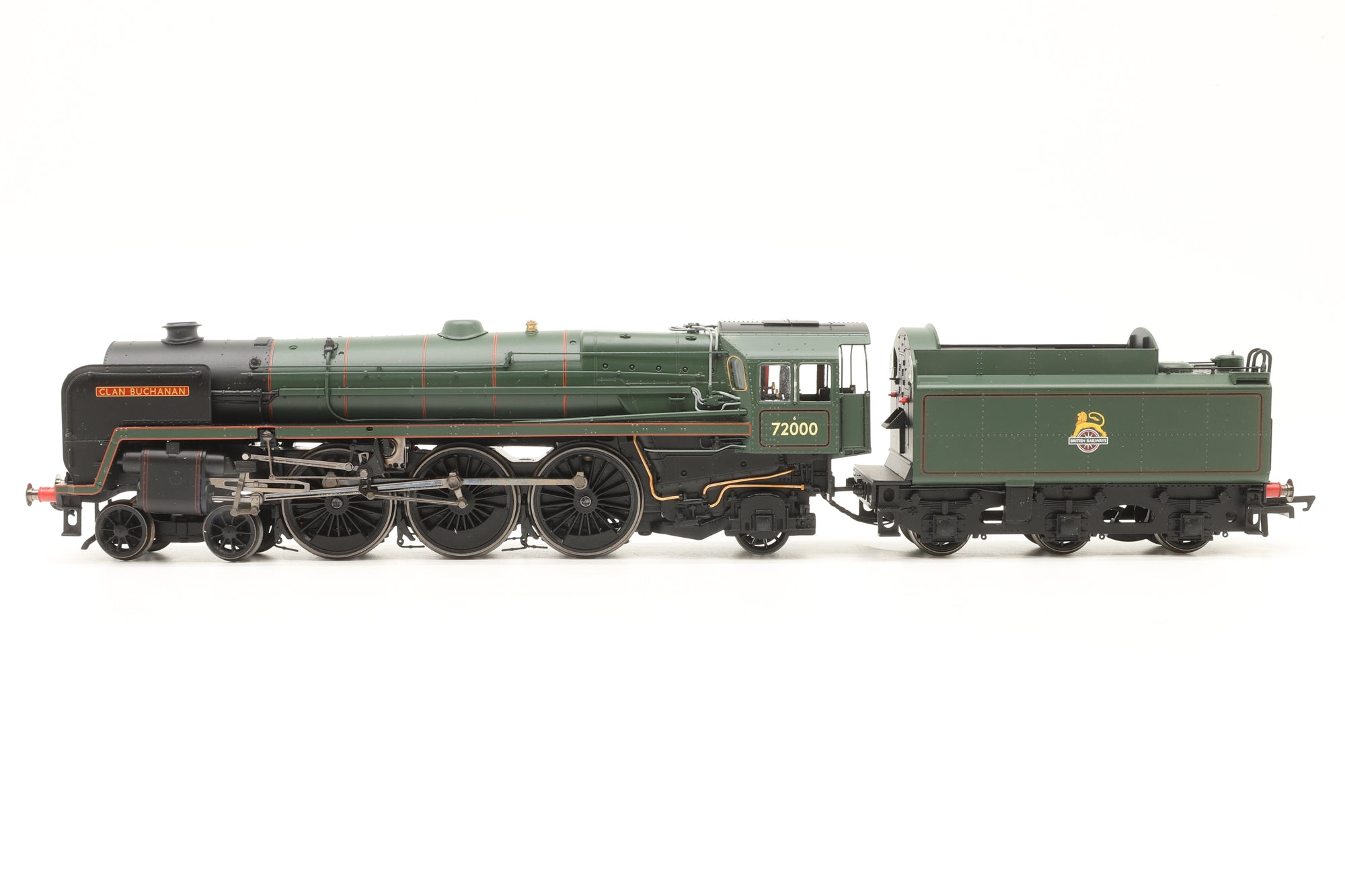 Hornby OO R2846 Clan Class 72000 'Buchanan' in Lined BR Green w/ Early Crests