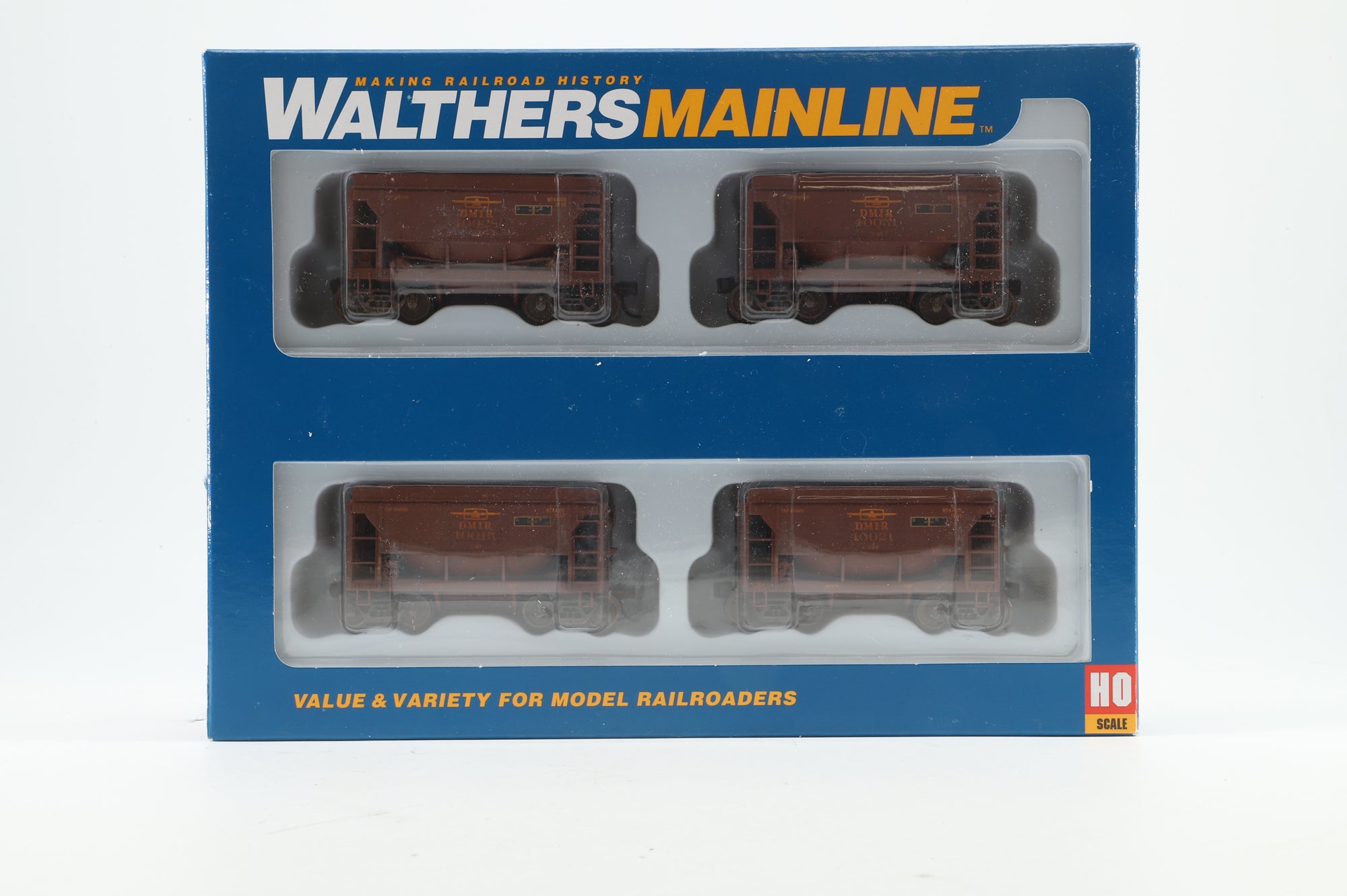 Walthers HO 910-58054 4-Pack of 24' MN Taconite Ore Cars in DMIR T-Bird Livery - Pro-Weathered & Renumbered