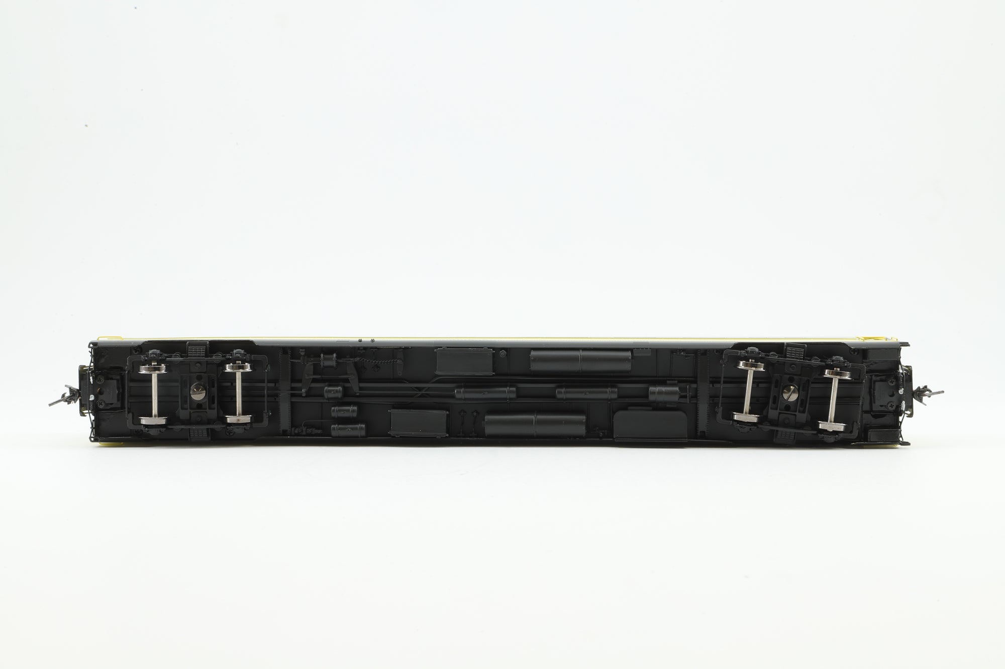 The Division Point HO Brass 1352 Passenger Car EastWind PRR P70KR 56 seat Coach  Yellow/silver '4296'