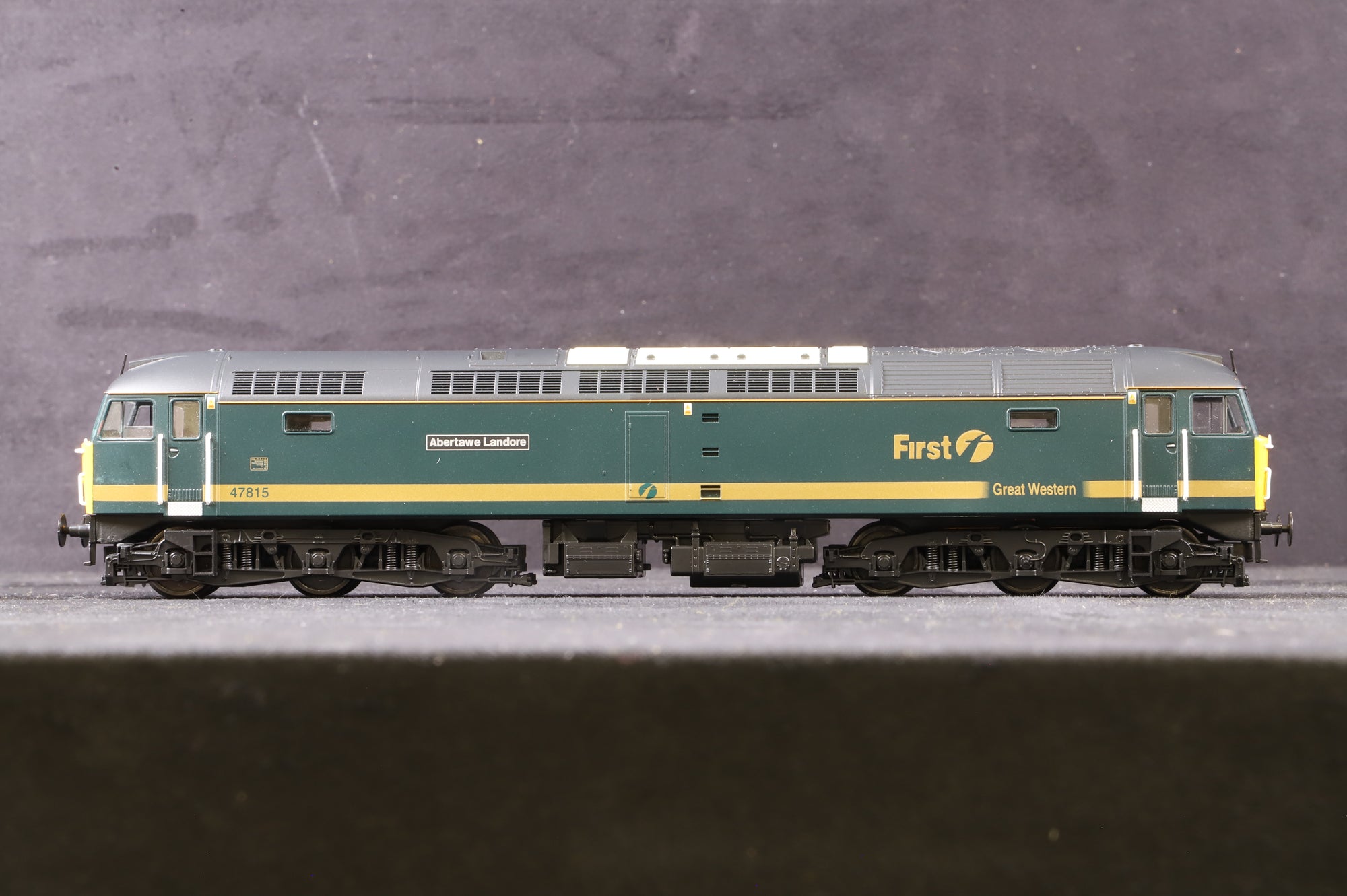 Heljan OO 4670 Class 47 '47815' First Great Western