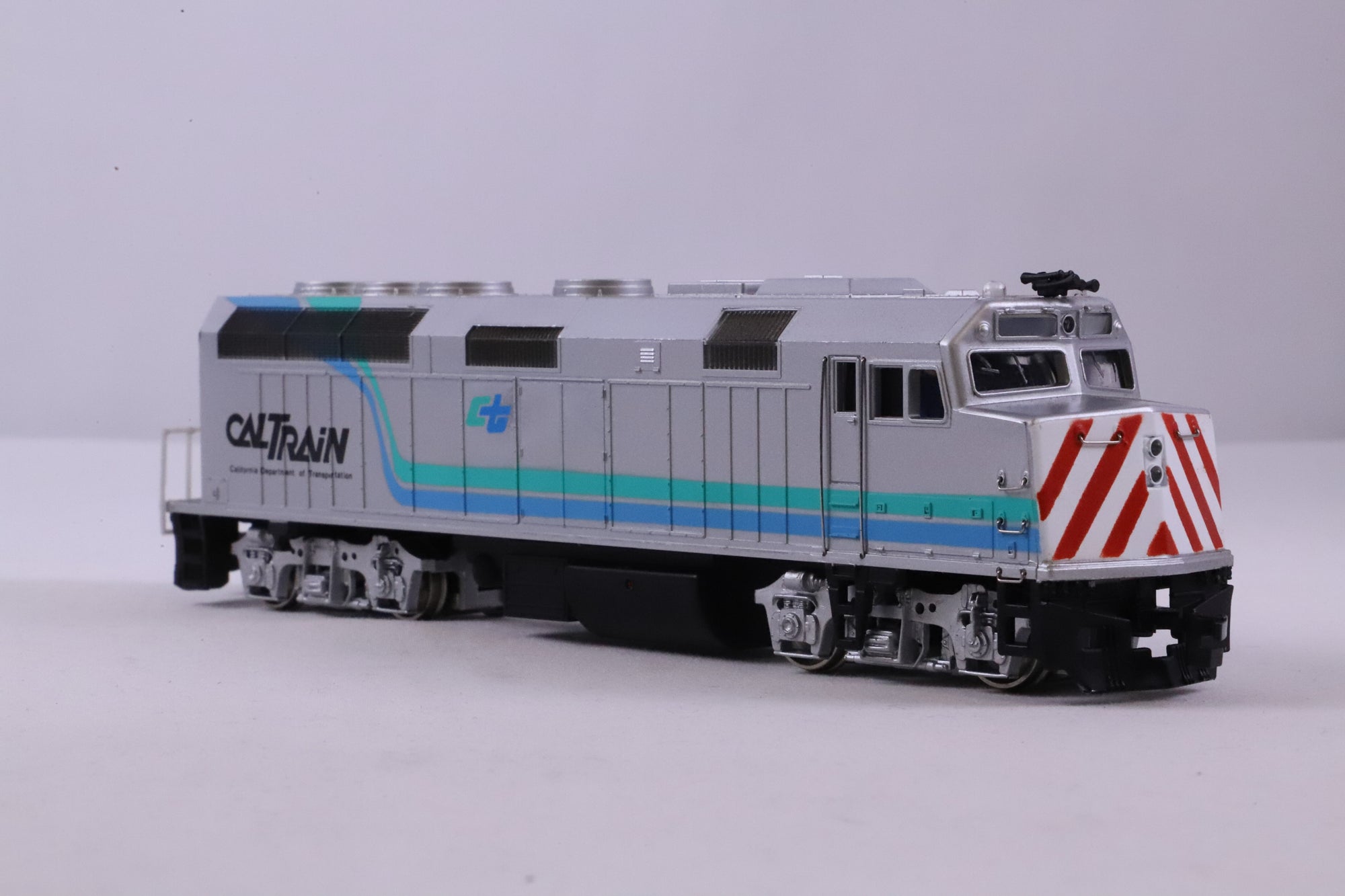 Spectrum HO 87008 F40PH Diesel CAL Trans