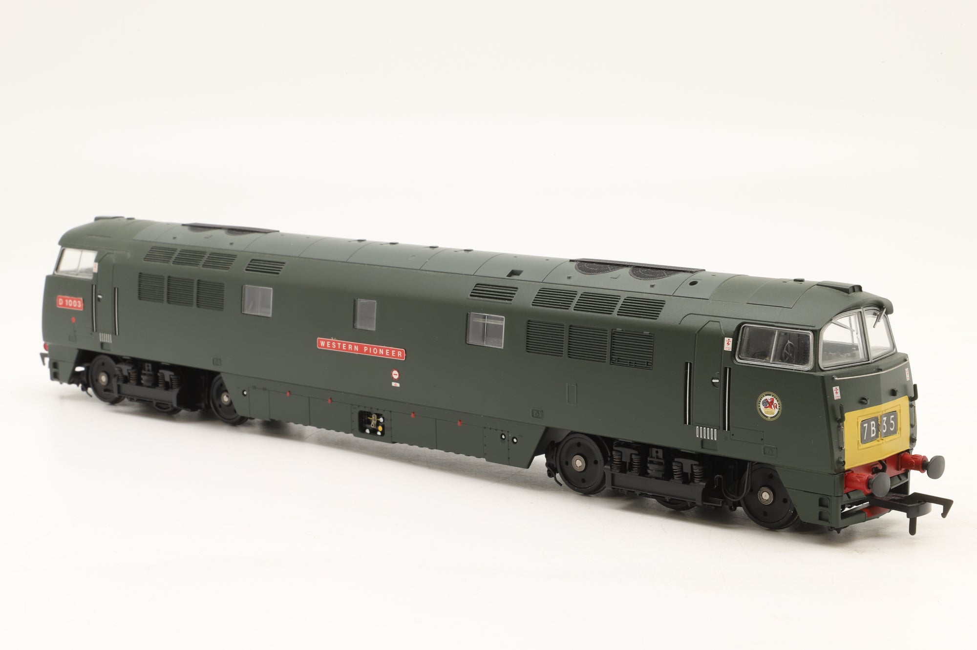Dapol OO 4D-003-013 Class 52 'D1035' 'Western Yeoman' BR Green SYP