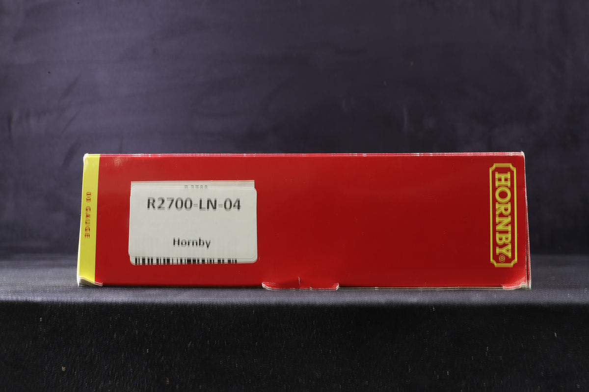 Hornby OO R2700 Class 142 Pacer 2 Car DMU