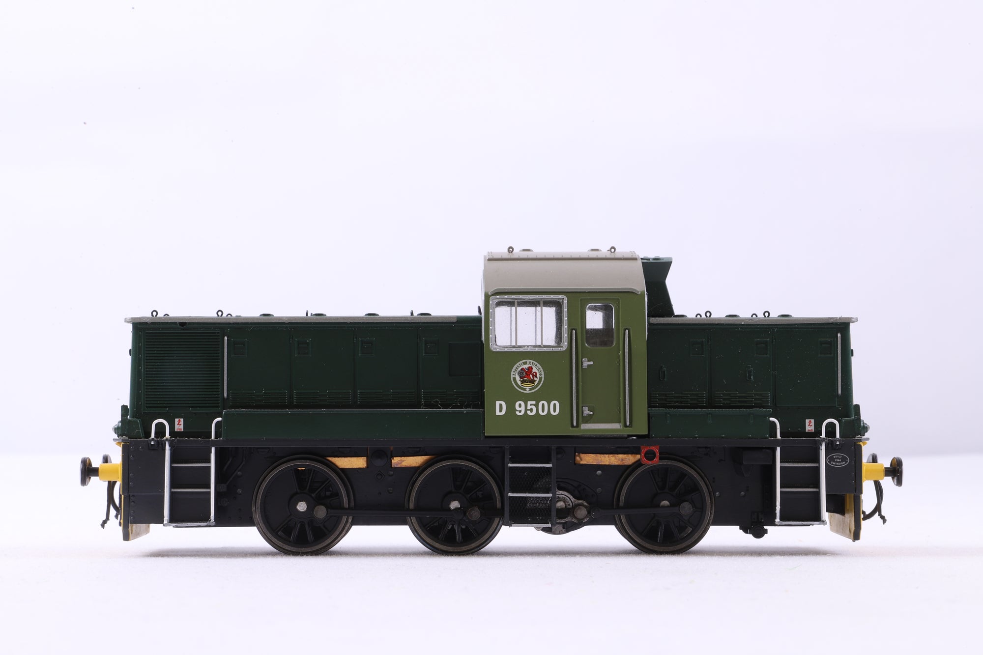 WORKSHOP Heljan OO 1400 Class 14 D9500 in BR Green - Non Runner