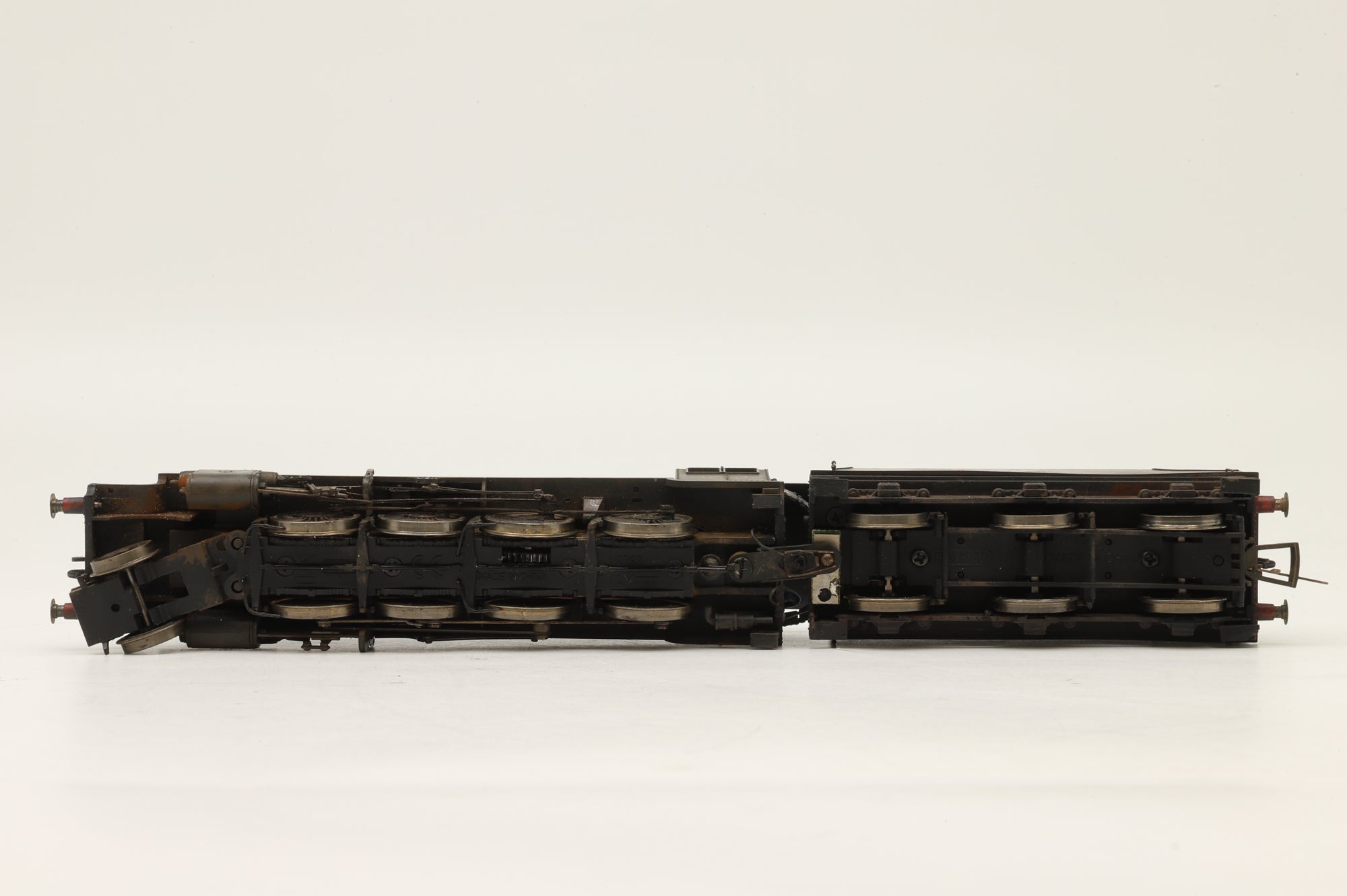 WORKSHOP Hornby R2395A OO Class 8f '48062' BR Black Weathered Non Runner