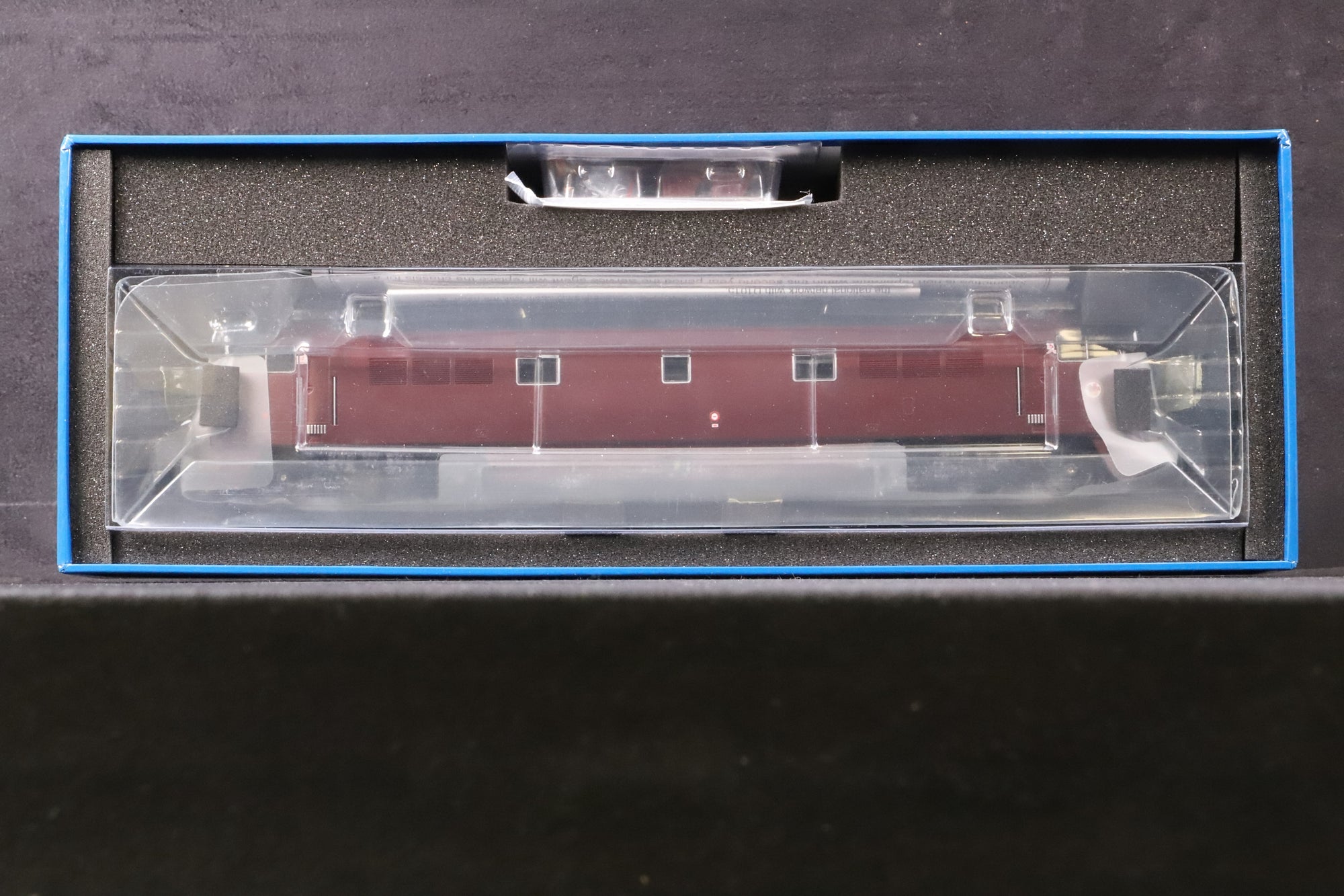Dapol OO 4D-003-007 Class 52 'D1012' 'Western Firebrand' BR Maroon Small Yellow Panel