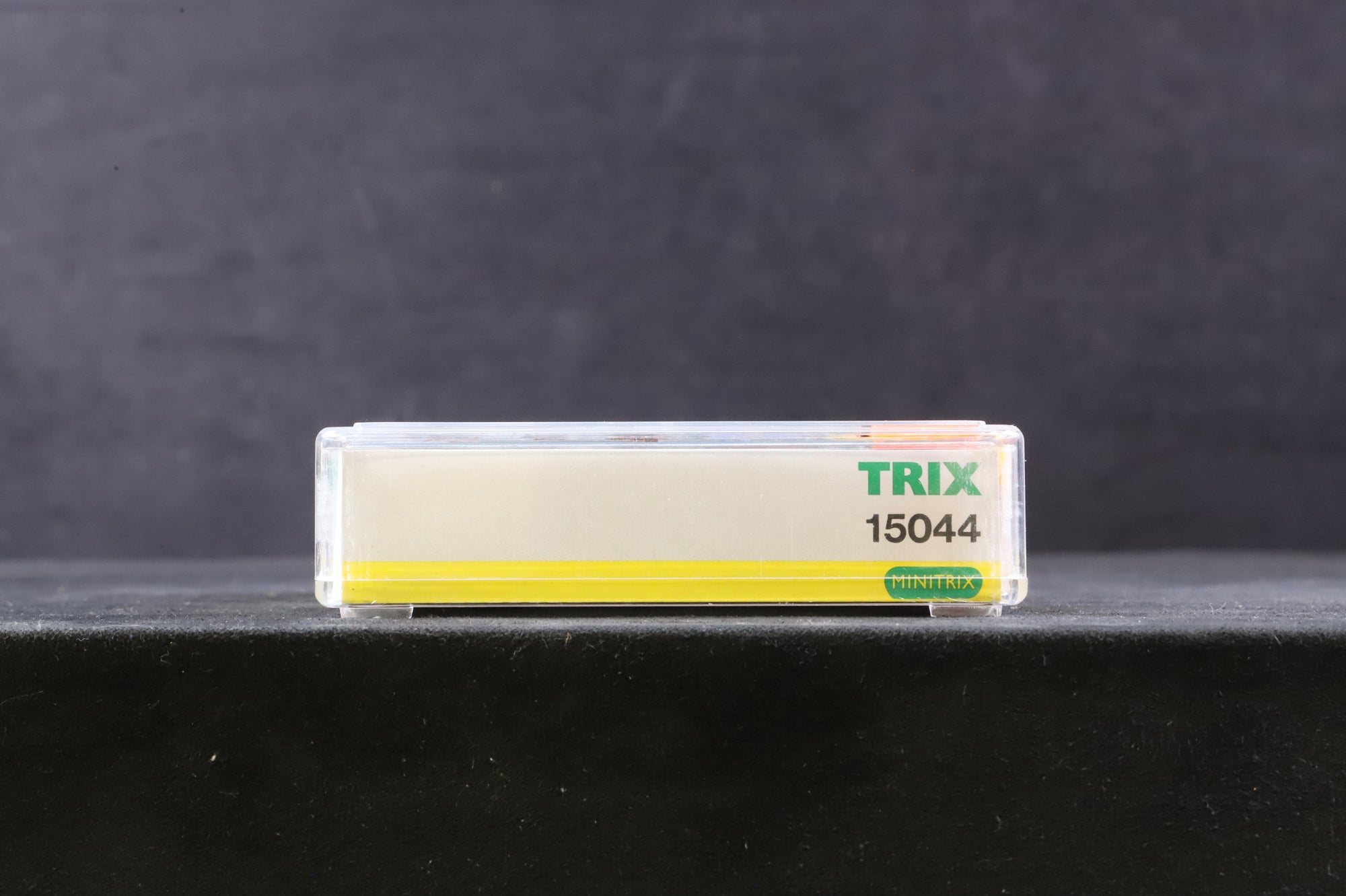 Trix N 15044 Pack Of 3 Flat Cars with Loads