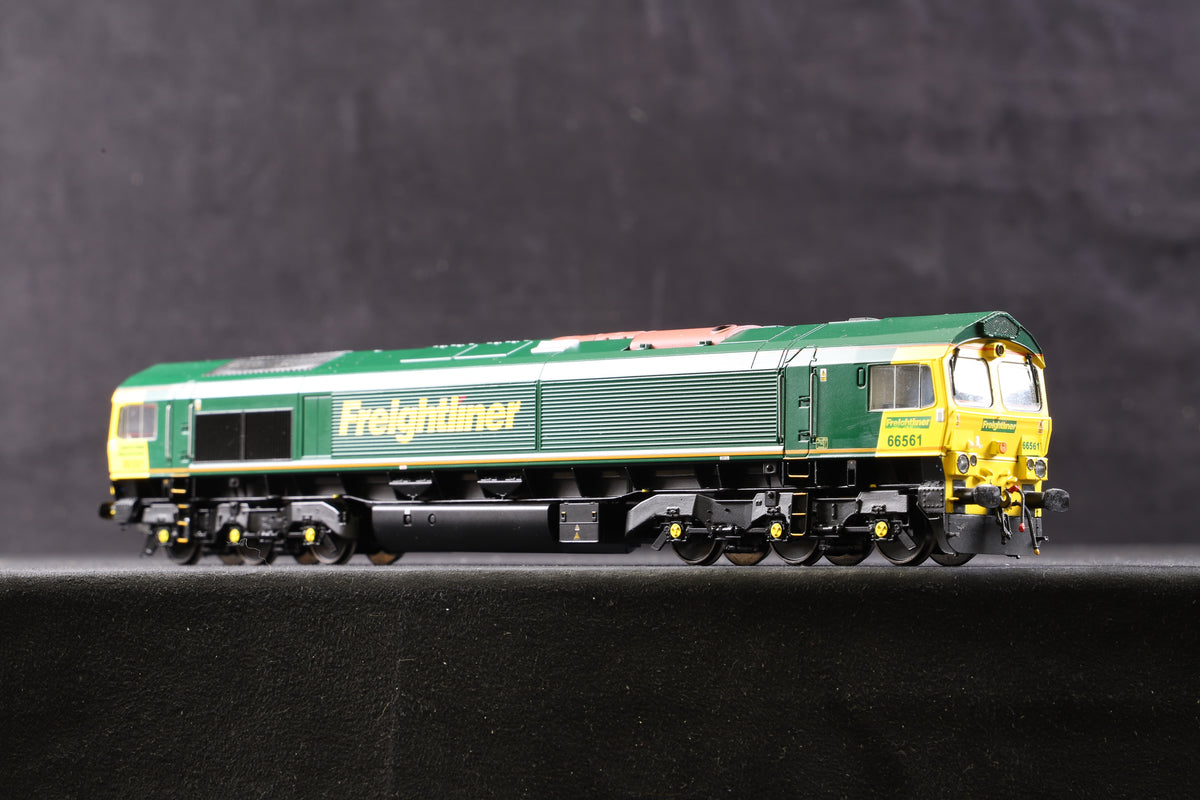 Bachmann OO 32-728DC Class 66 &#39;66561&#39; Freightliner Renumbered, DCC Sound