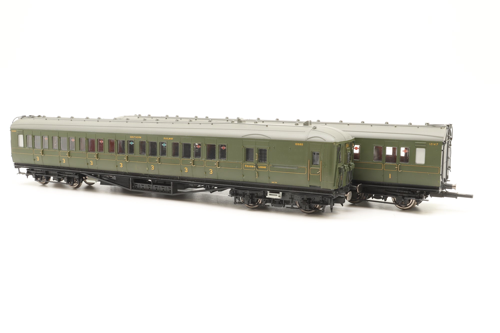 Hornby OO R3161 Southern Railway 2-Bil '2114' Train Pack, DCC Sound