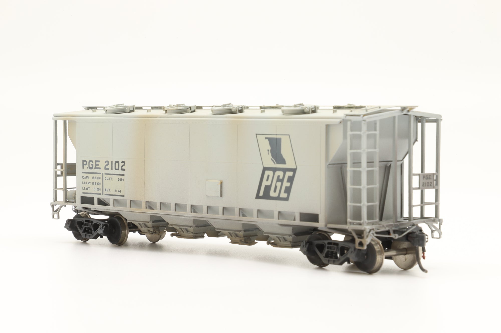 Overland Models Inc. HO Brass OMI-3218 P.G.E Slab Side Covered Hopper '2102' Weathered