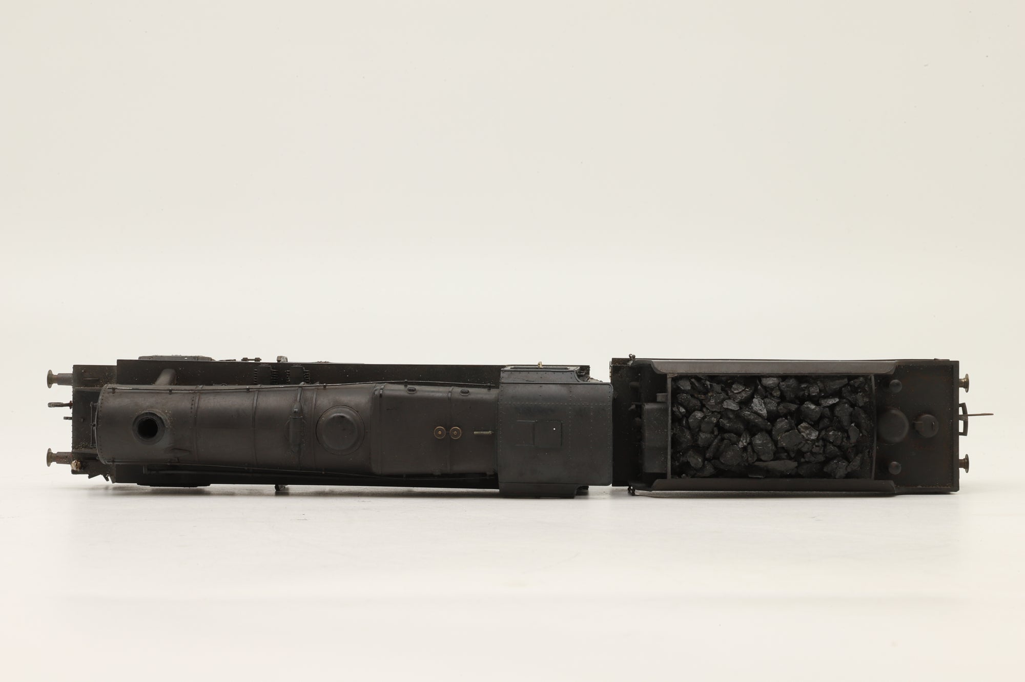 WORKSHOP Hornby R2395A OO Class 8f '48062' BR Black Weathered Non Runner