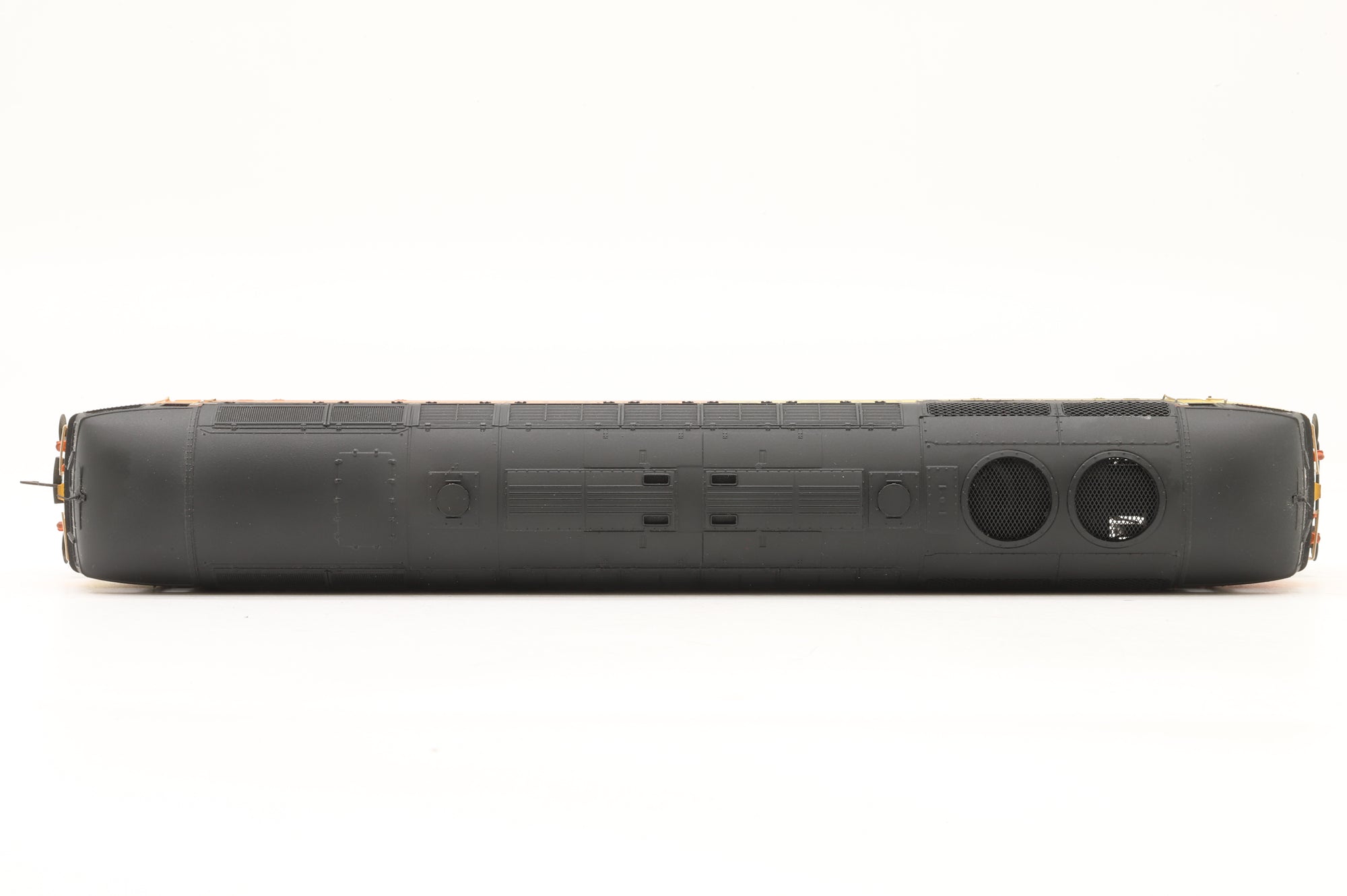 Hornby OO Class 56 56087 in Colas Rail Livery – DCC Sound & Weathered