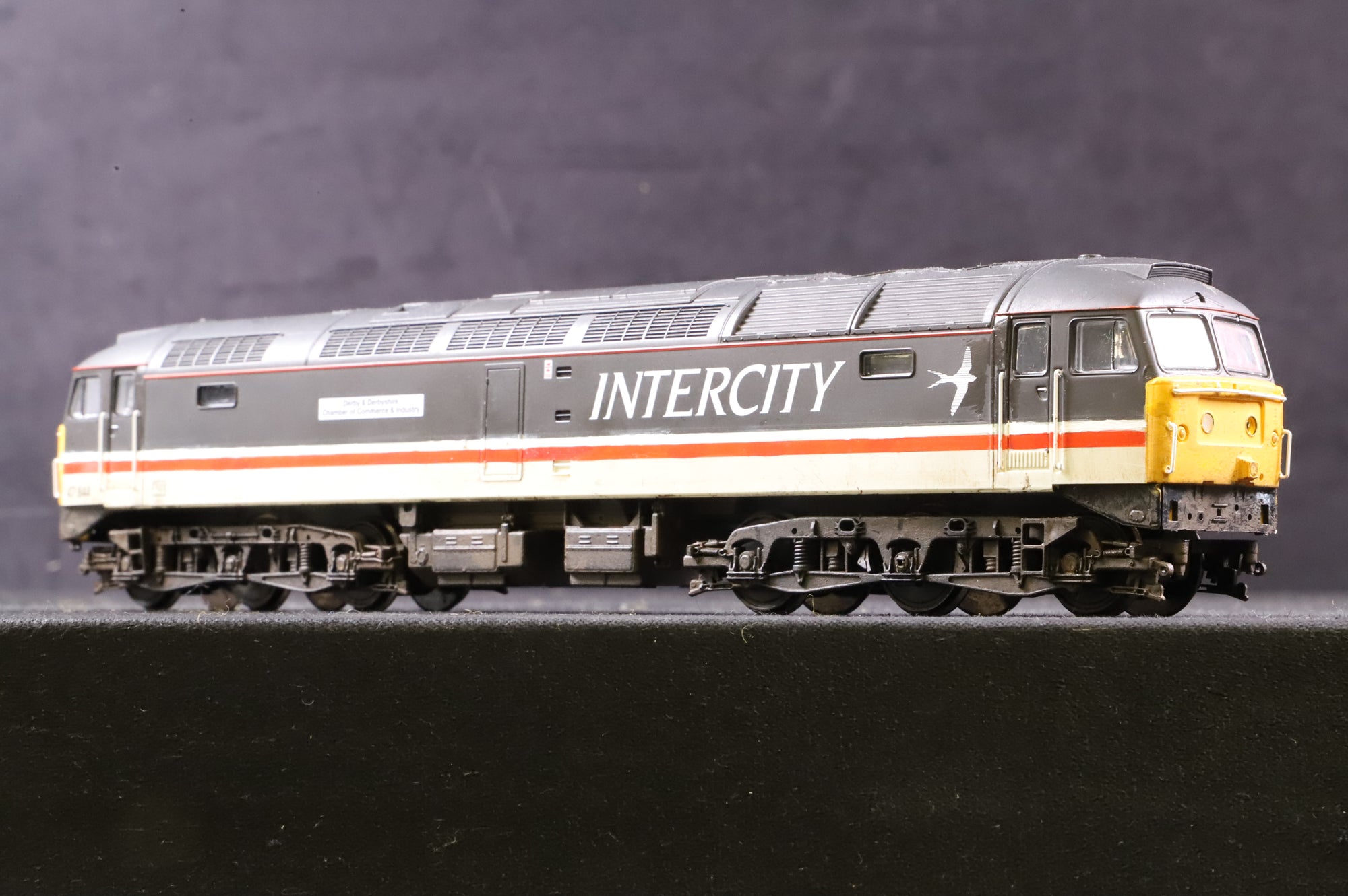 WORKSHOP ViTrains OO V2059 Class 47 47944 'Derby & Derbyshire Chamber of Commerce & Industry' in BR Intercity Swallow Livery - Weathered