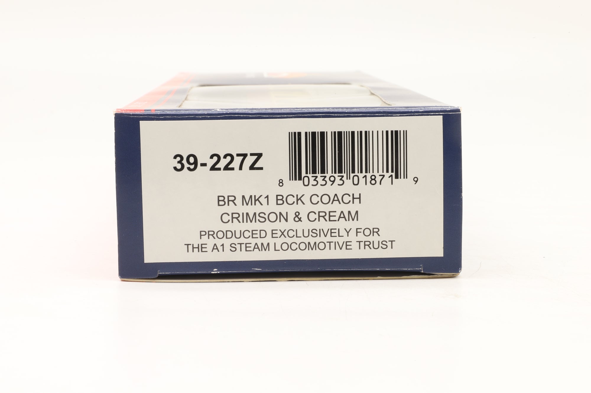 Bachmann OO 39-227Z BR Mk1 BCK Coach Crimson & Cream Excl. A1 Steam Locomotive Trust