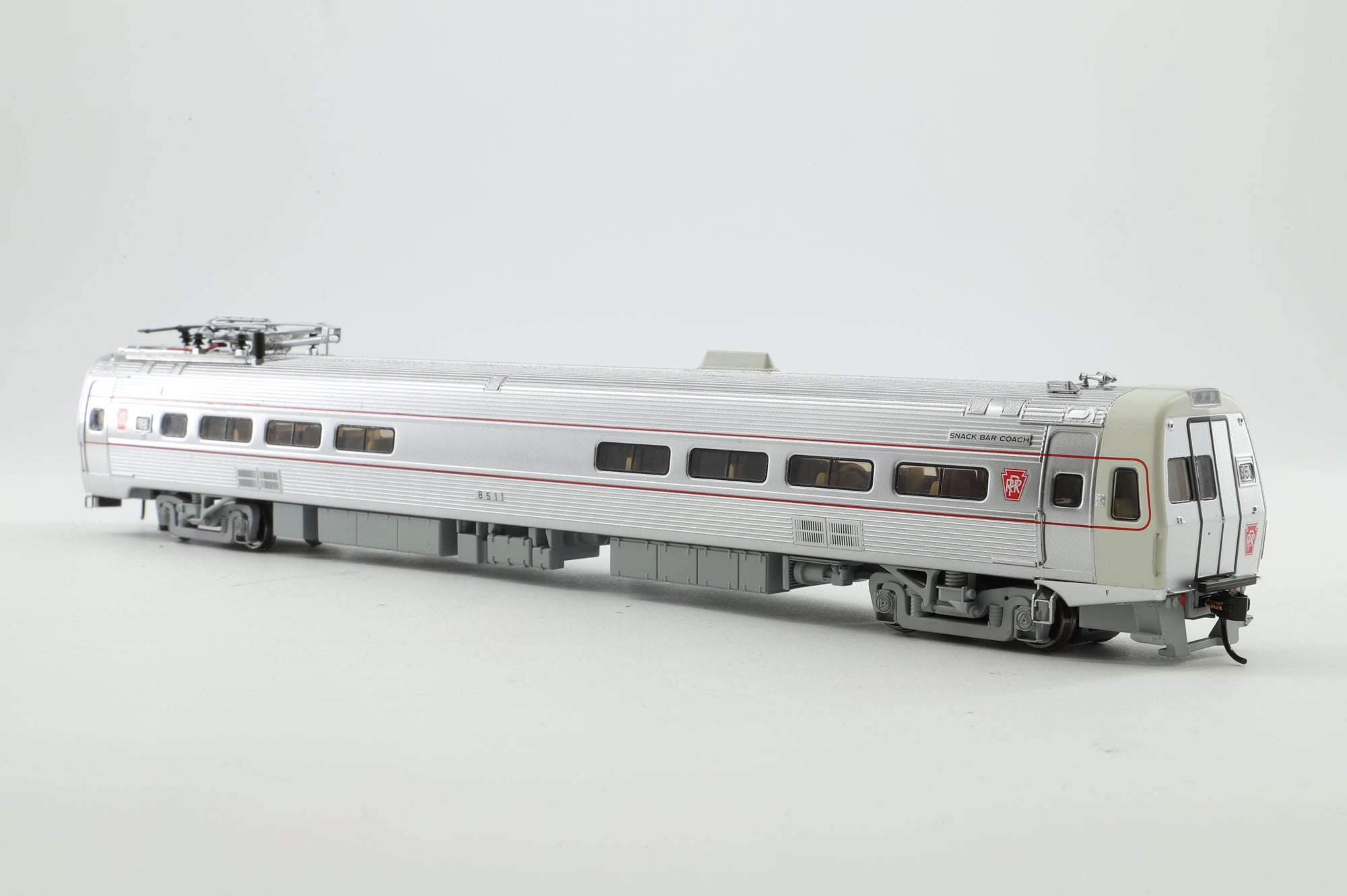 WalthersProto 85' Budd Metroliner Snack Bar Coach No.851 in Pennsylvania Silver/Red