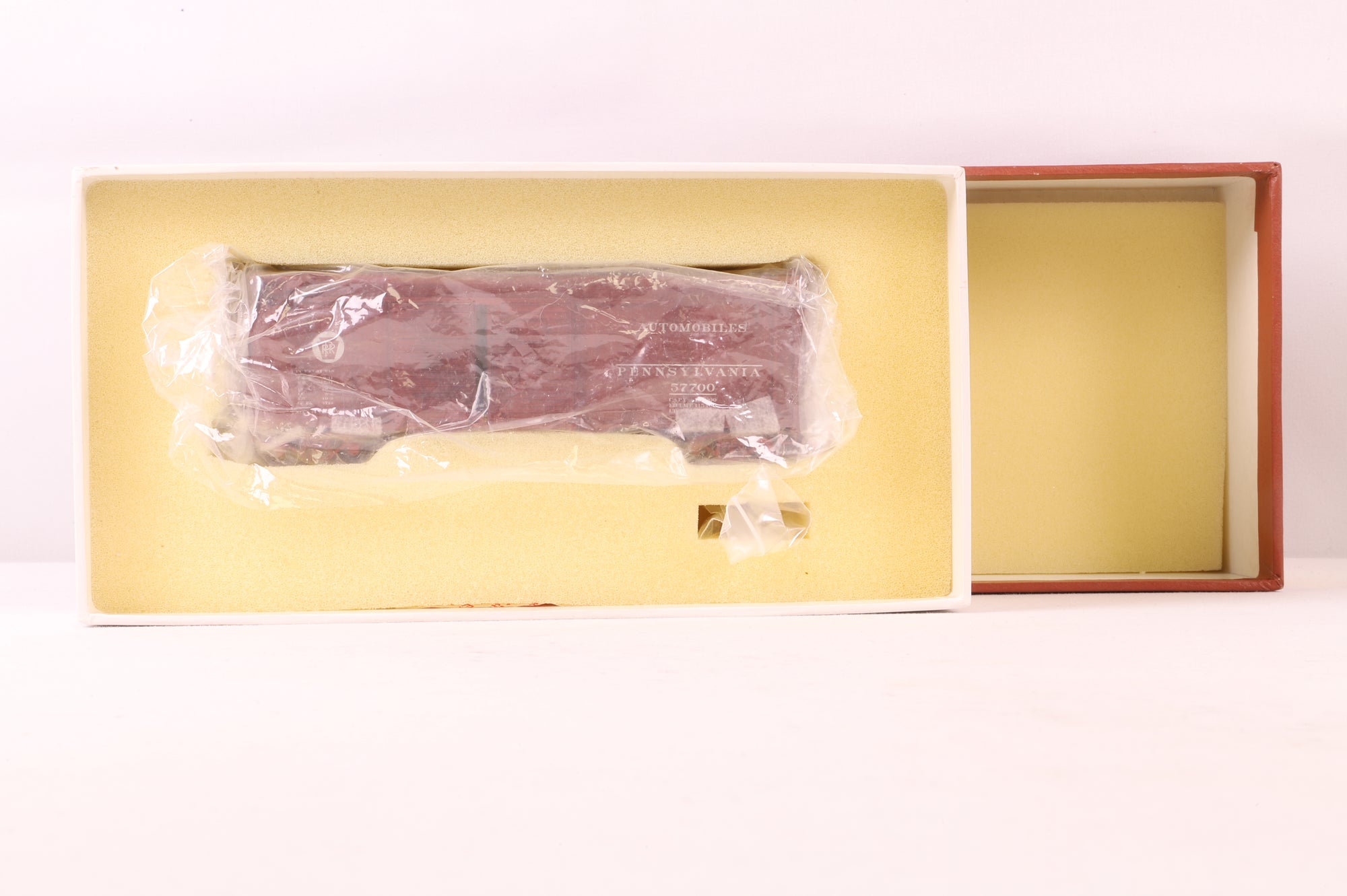 W&R Enterprises HO Brass 3235 Box Car Auto PRR 40' Round Roof '57700'