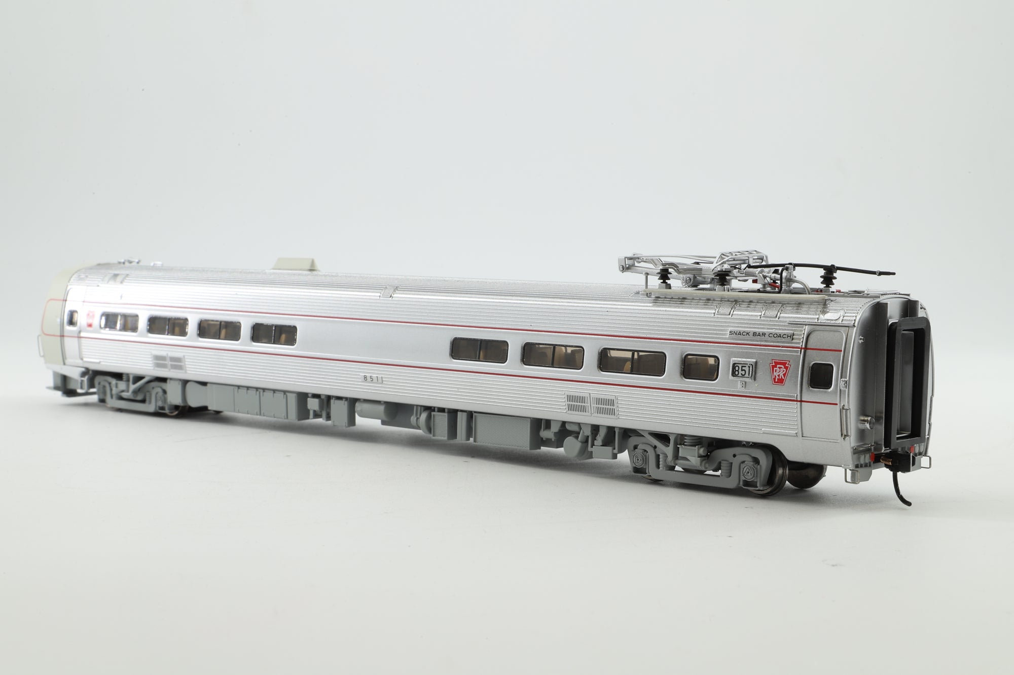 WalthersProto 85' Budd Metroliner Snack Bar Coach No.851 in Pennsylvania Silver/Red