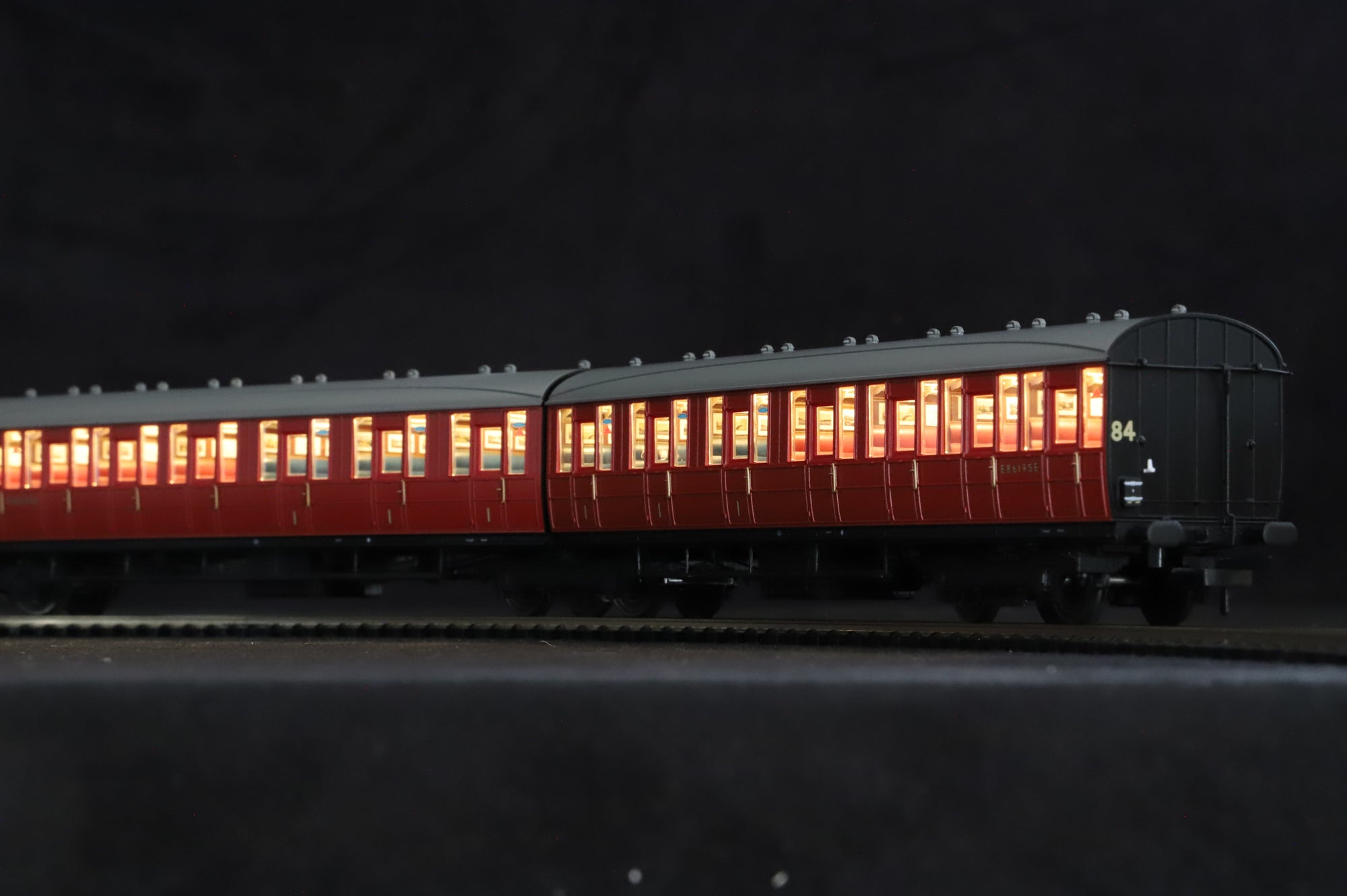 Clark Railworks OO Gauge C2002B Quad Art Set No. 84, BR Crimson
