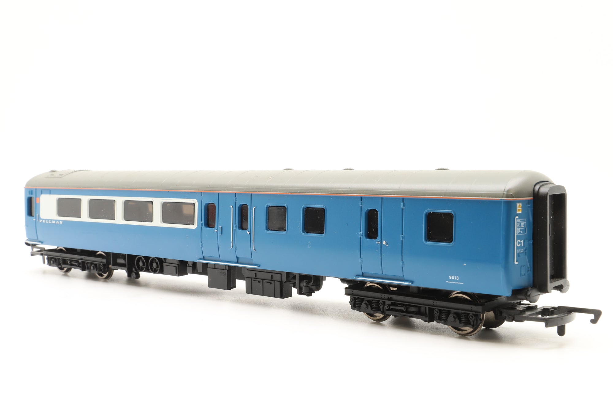 Hornby OO R1093 The Blue Pullman Set Locomotive & Coaches Only