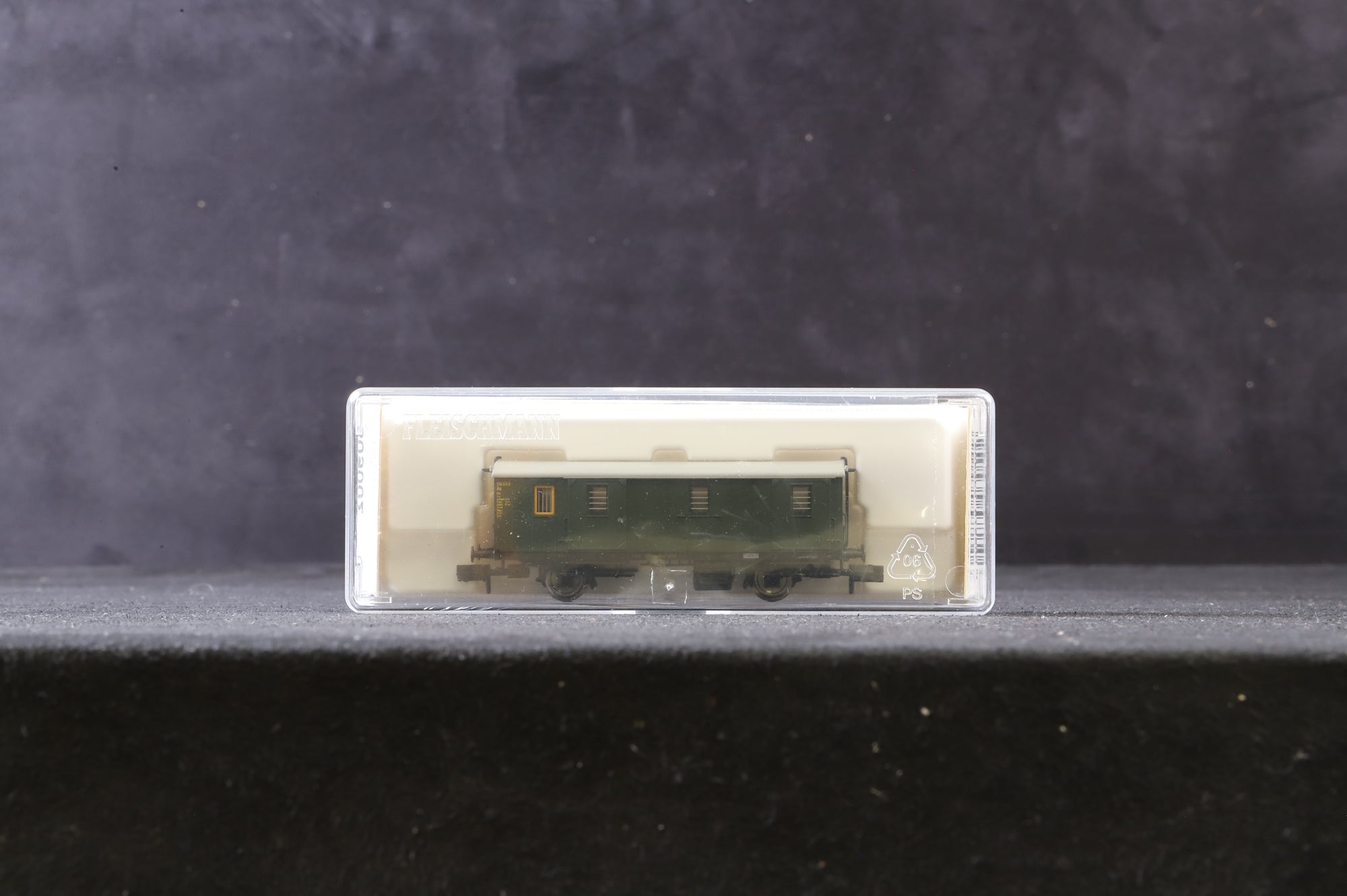 Fleischmann N Rake Of 3 DRG Passenger Coaches Inc. 809002, 89102 & 8368