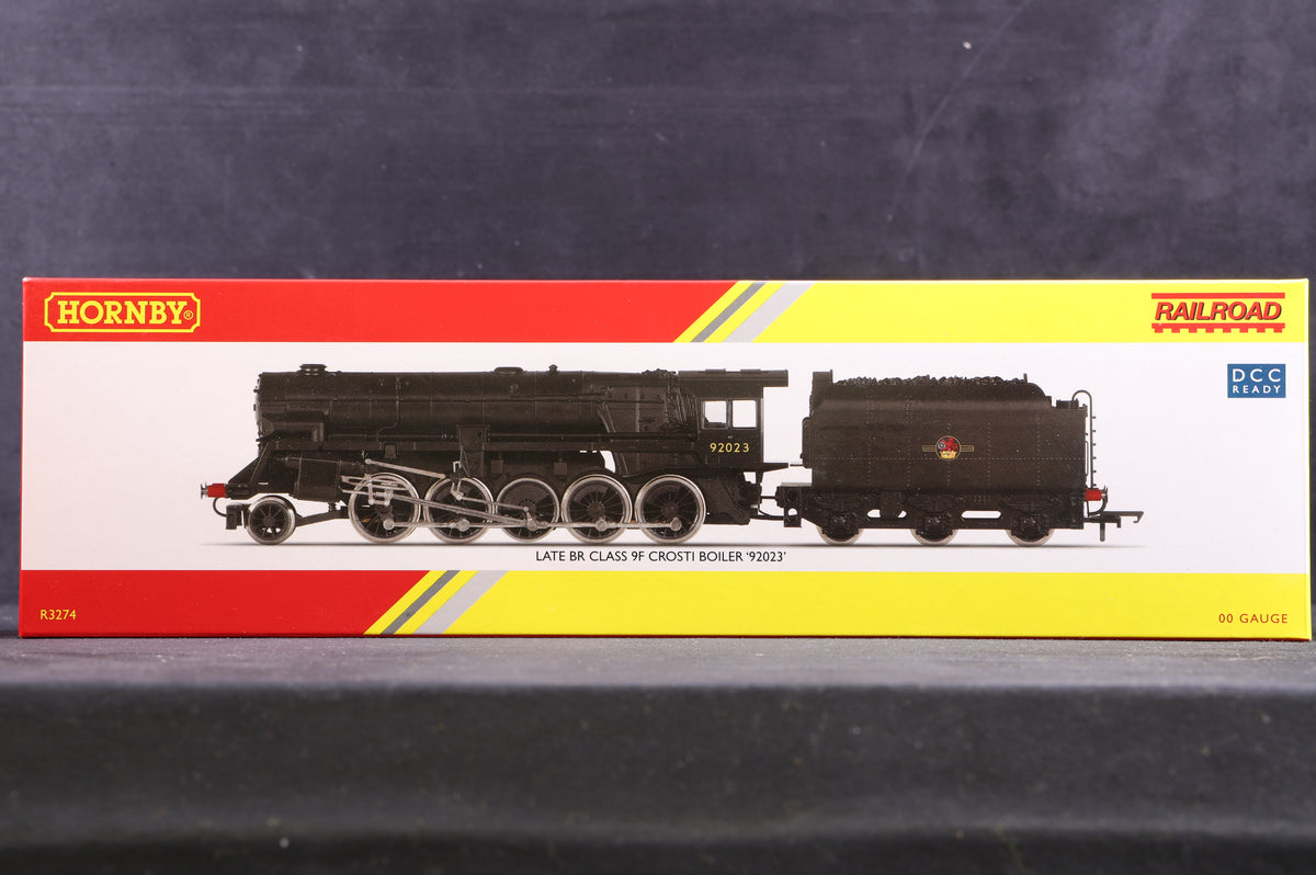 Hornby OO R3274 Class 9F Crosti Boiler &#39;92023&#39; BR Black L/C