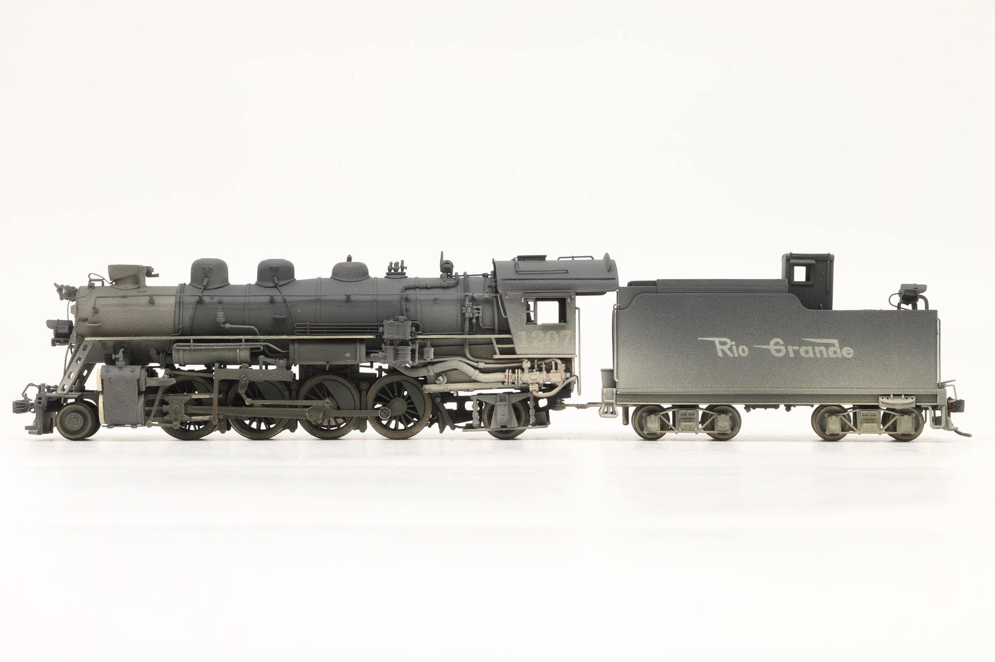 Key Imports/Samhongsa HO K-59 Class 2-8-2 Mikado D&RGW, Professionally Painted & Weathered