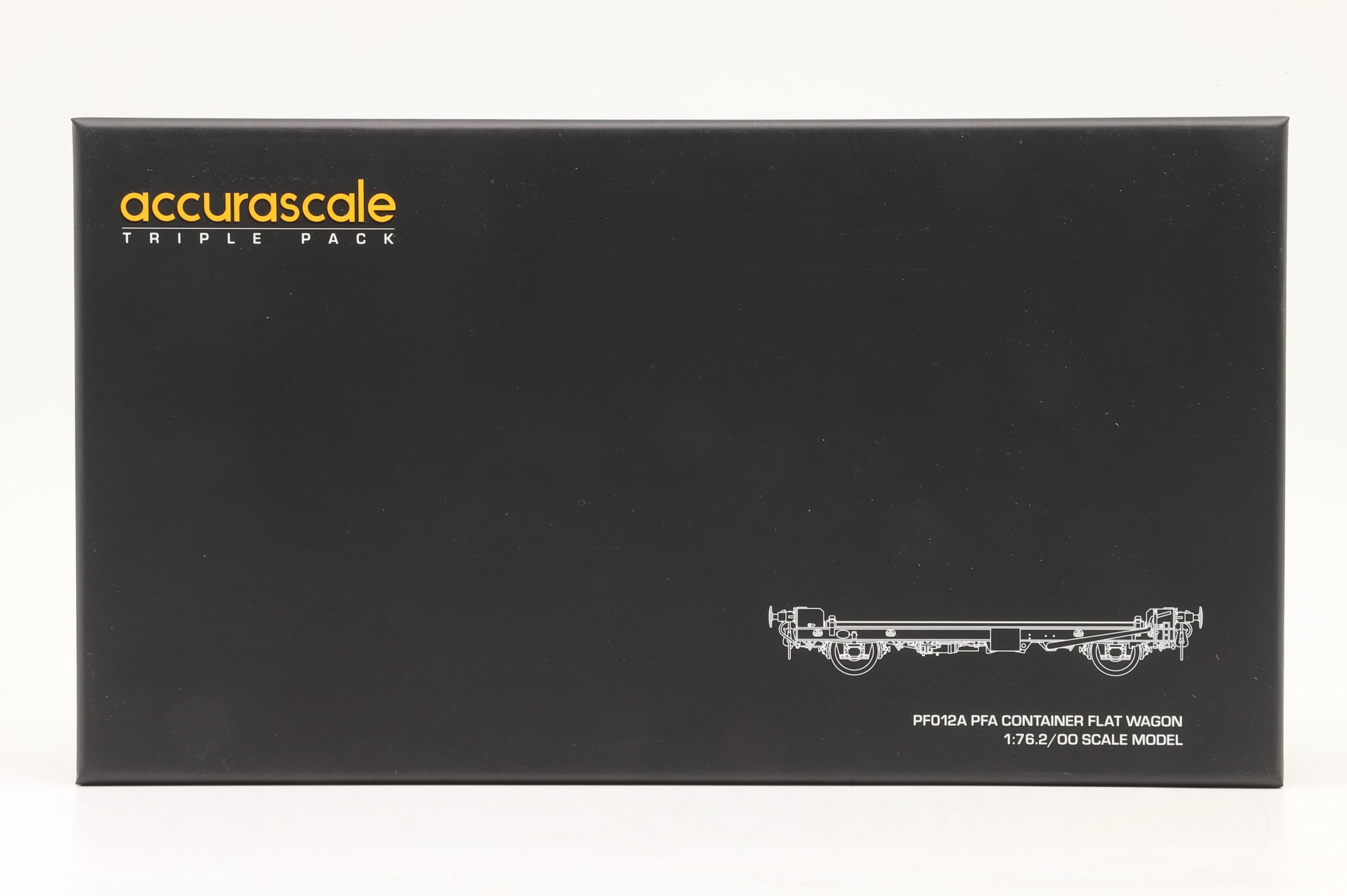 Accurascale OO ACC2096 Triple Pack of DRS PFA Container Wagons