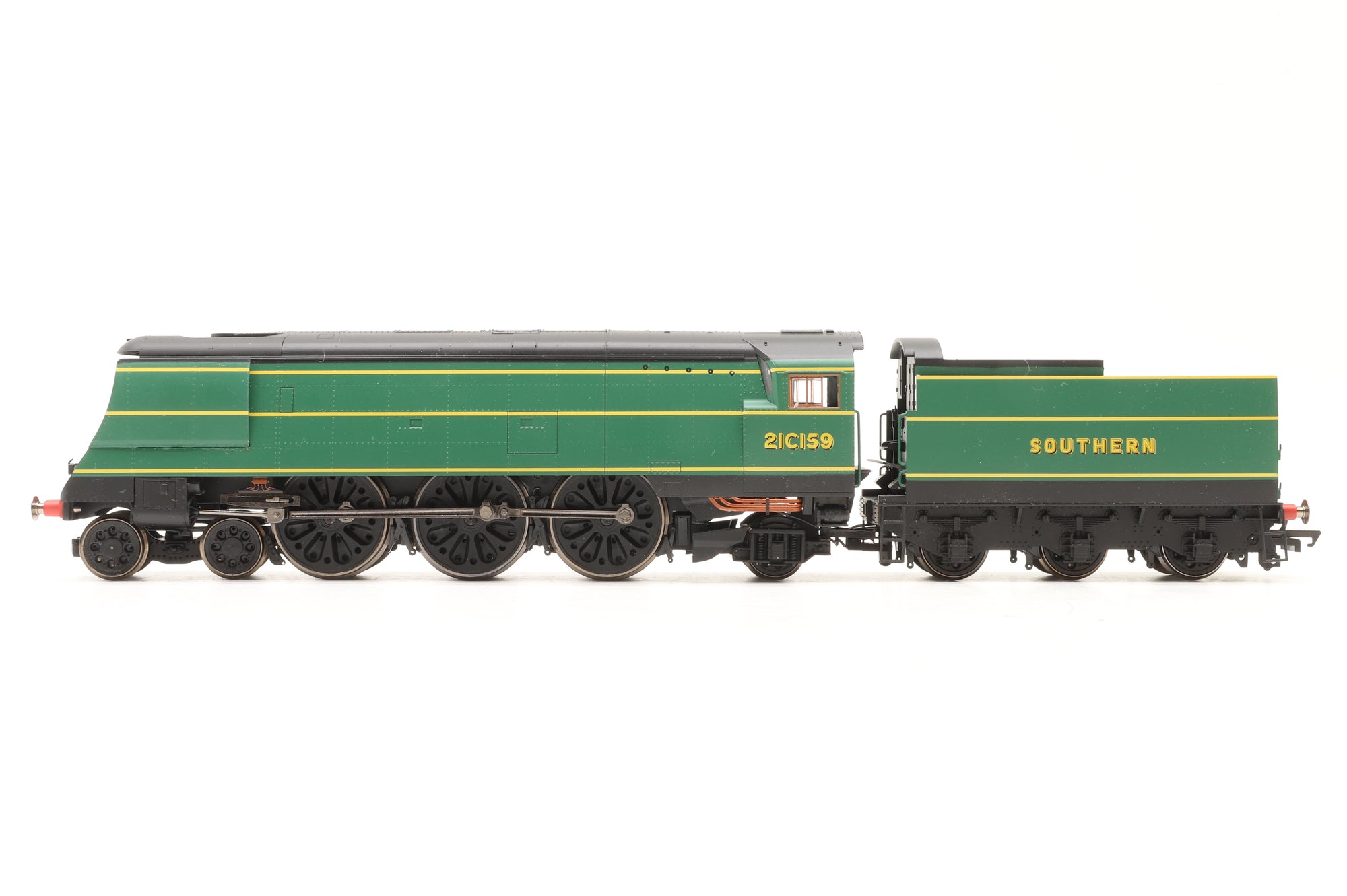 Hornby OO R2661M The Bournemouth Belle Train Pack