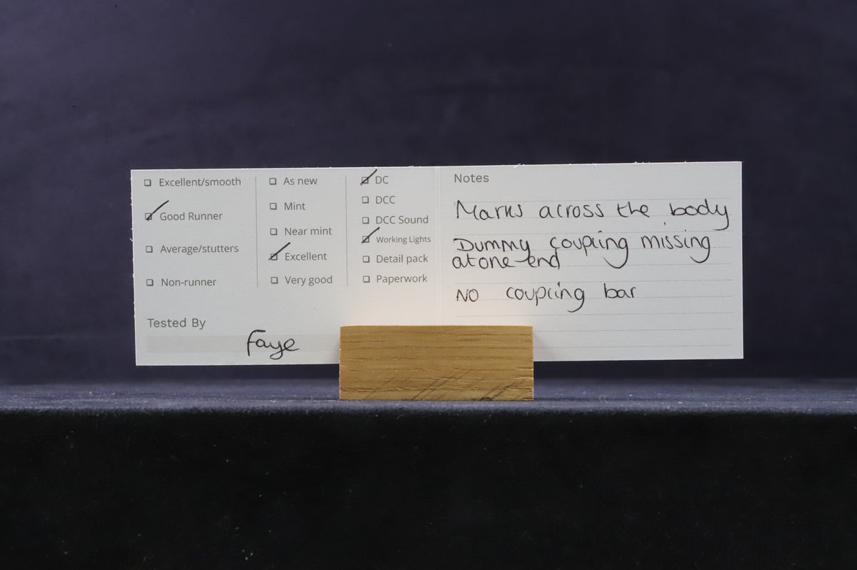 Bachmann OO 32-925 Class 150/1 2 Car DMU in First North Western Livery