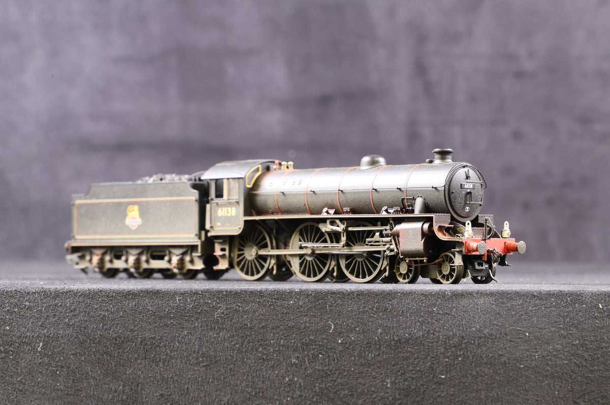 Hornby OO R2999 Class B1 &#39;61138&#39; BR Lined Black E/C, Weathered