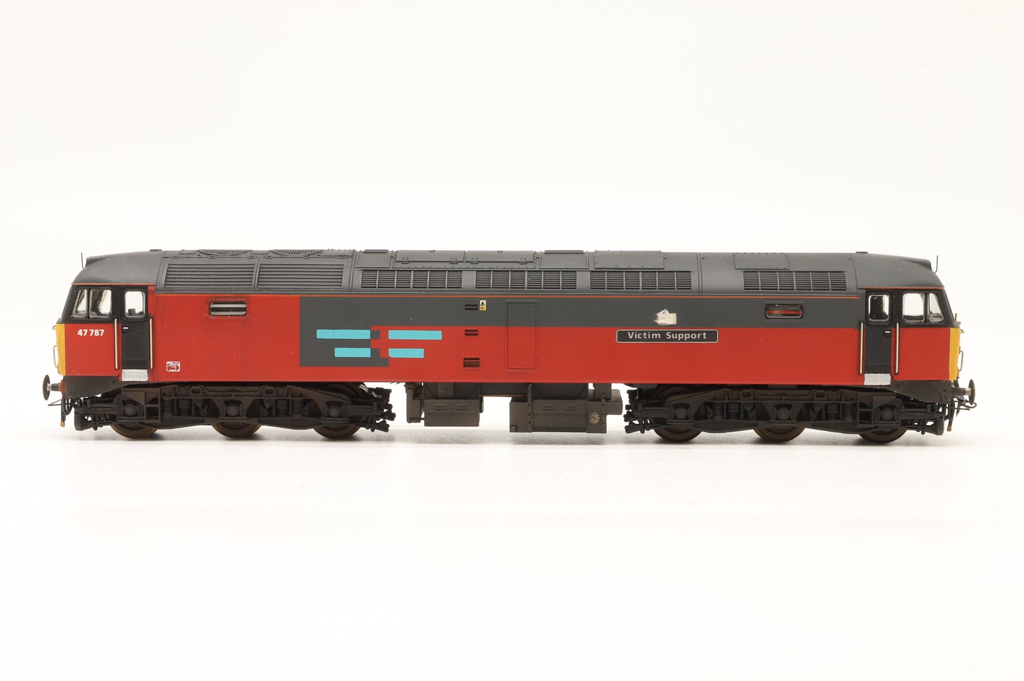 Lima OO Class 47 '47787' 'Victim Support' Diesel Locomotive Renumbered & weathered