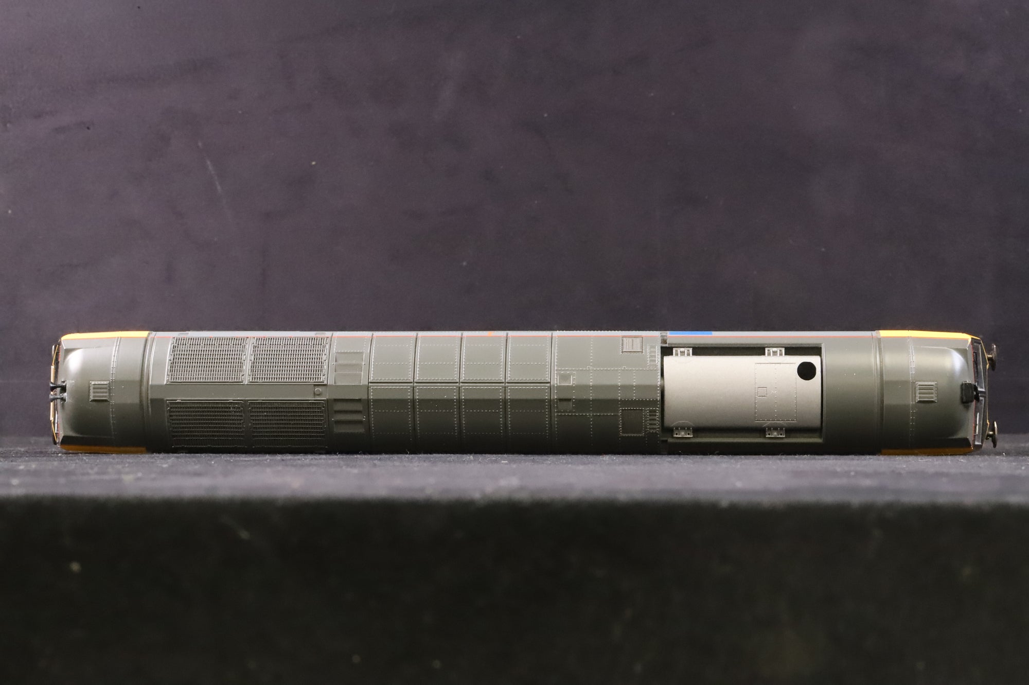 Hornby OO R3743 Class 60 '60015' 'Bow Fell' Railfreight Construction Triple Grey DCC Sound