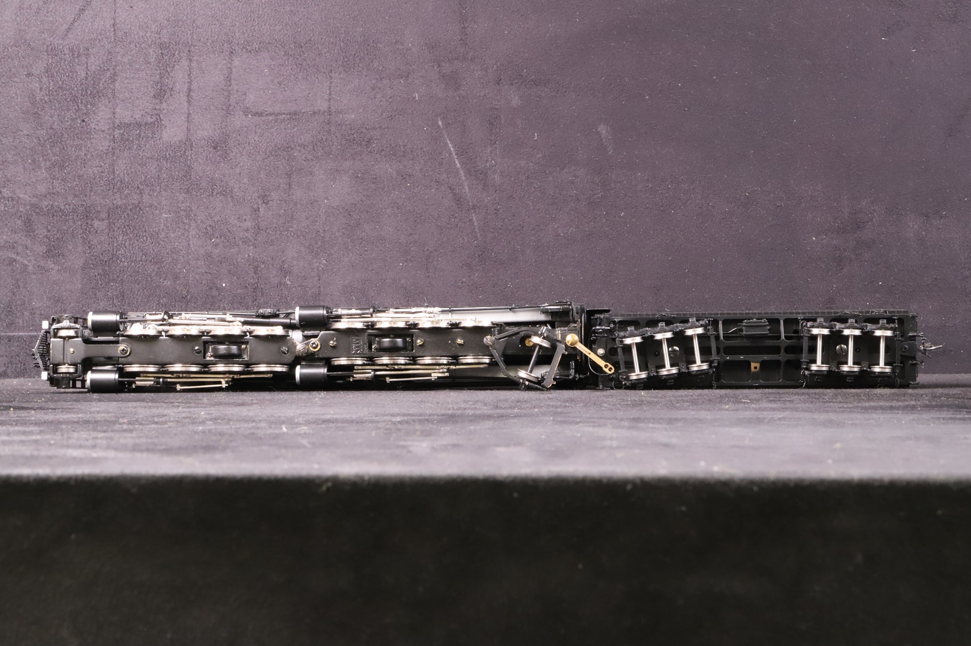 W&R Enterprises HO Brass D&RGW L-131 2-8-8-2 Version 1 Painted Green Boiler Steam Locomotive Factory Painted Non Runner