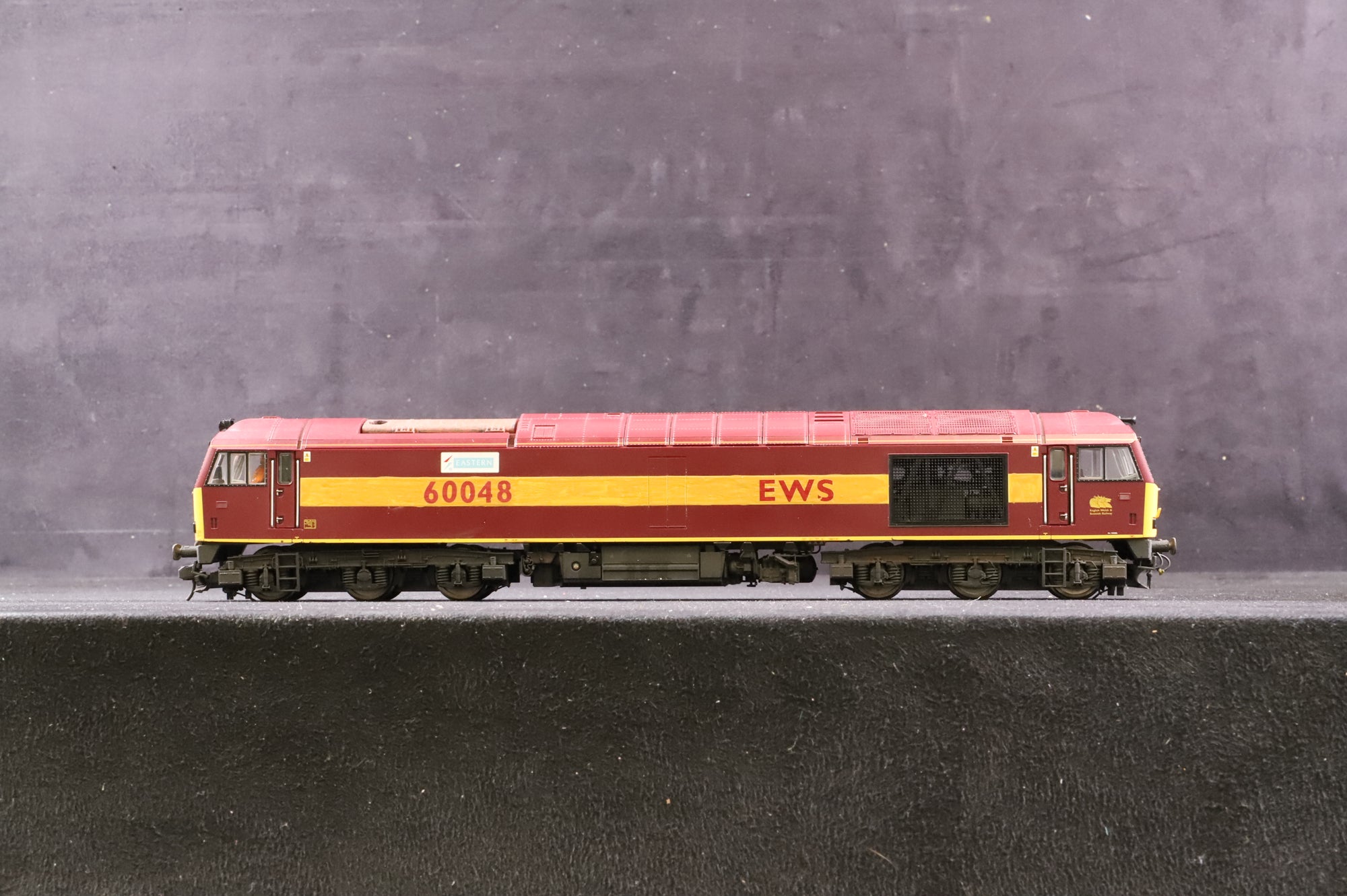 Hornby OO R2780XS Class 60 '60048' Co-Co Diesel Electric EWS, DCC Sound