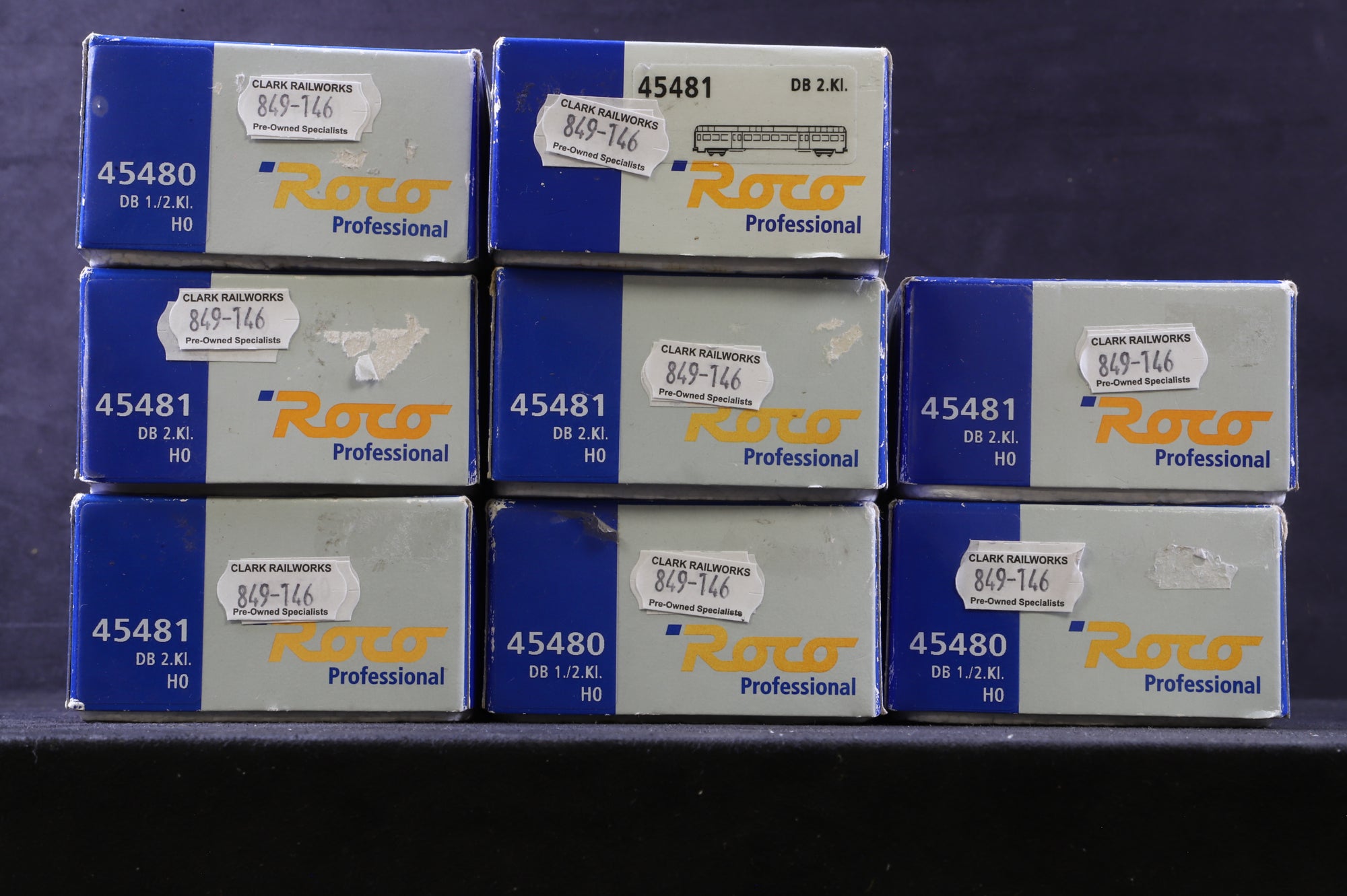 Roco HO Rake Of 8 DB Silver Coaches Inc. 45480 x3 & 45481 x5