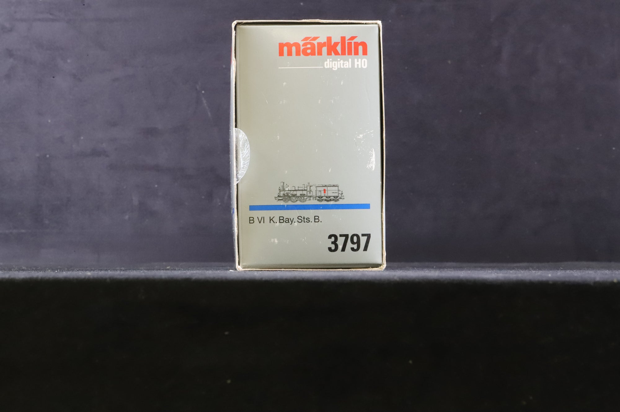 Marklin HO 3797 Series B Loco No.VI 'Murnau' in K.Bay.Sts.B Lined Green