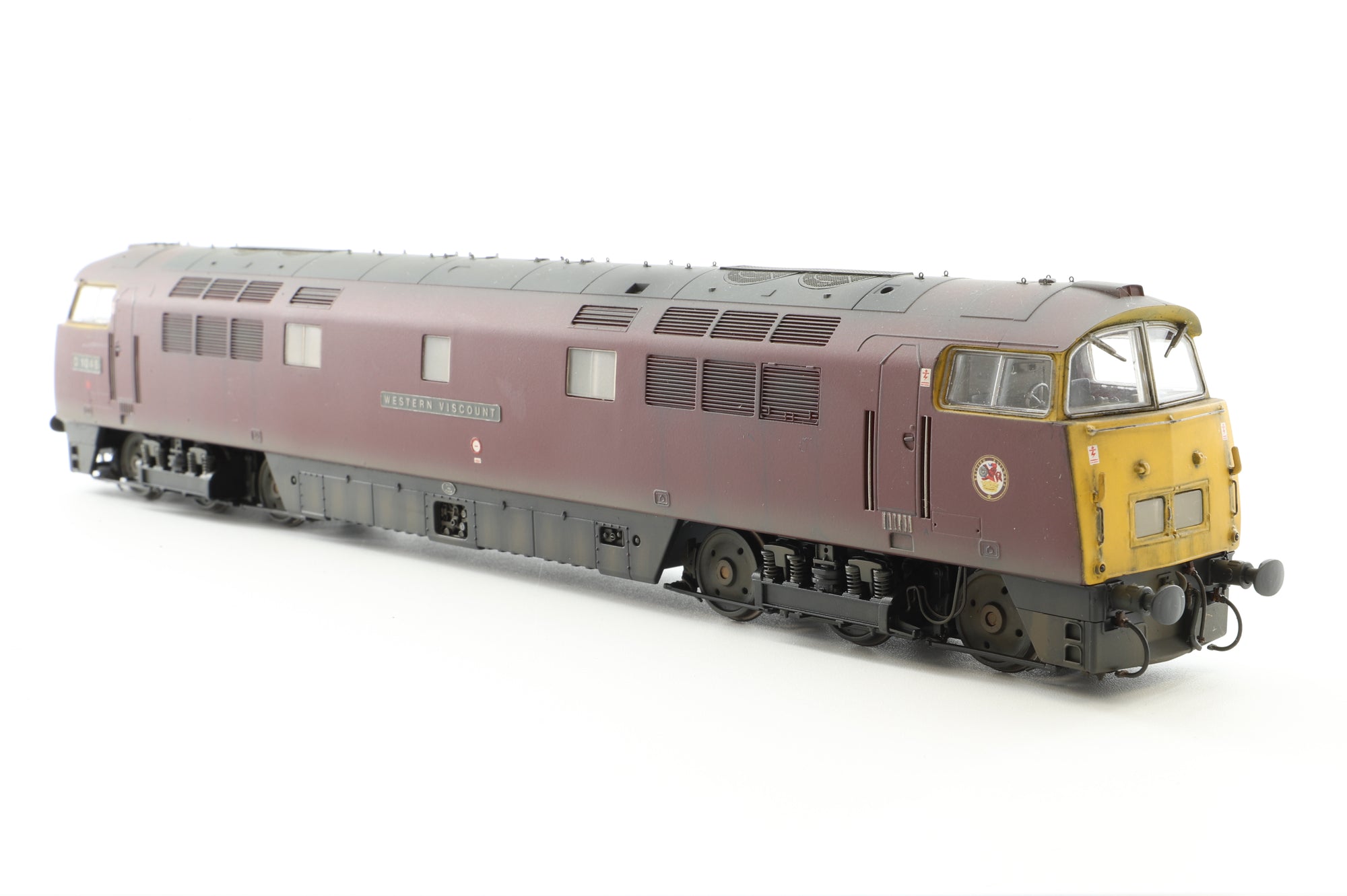 Dapol OO D1003Y Class 52 'D1045' BR Maroon, Weathered, Western Viscount, Full Yellow Ends. Ltd Ed.174/250