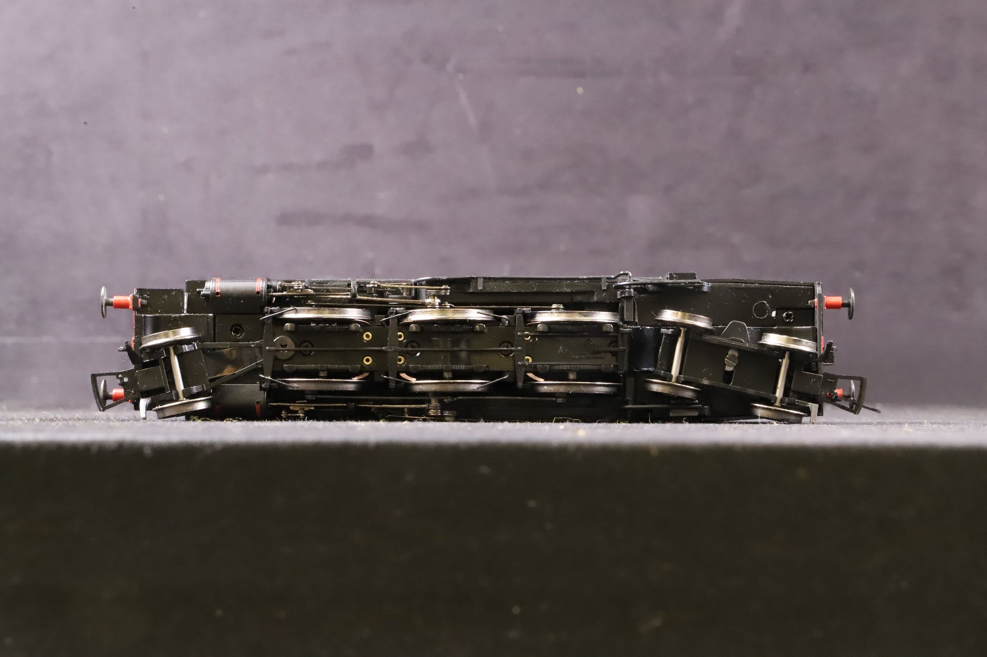 WORKSHOP Bachmann OO Fairburn 4MT in Lined BR Black w/ Late Crests