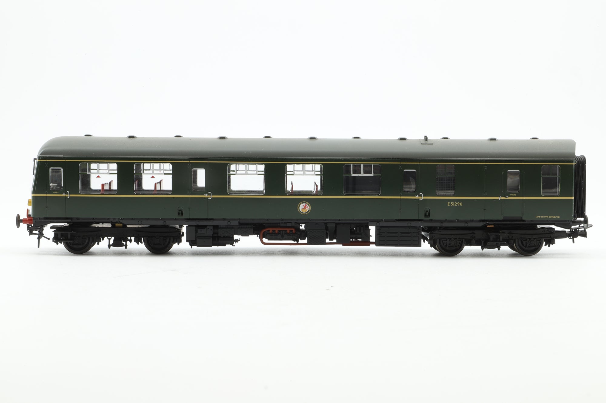 Bachmann OO 31-327 Class 105 Two Car DMU BR Green with Half Yellow Ends