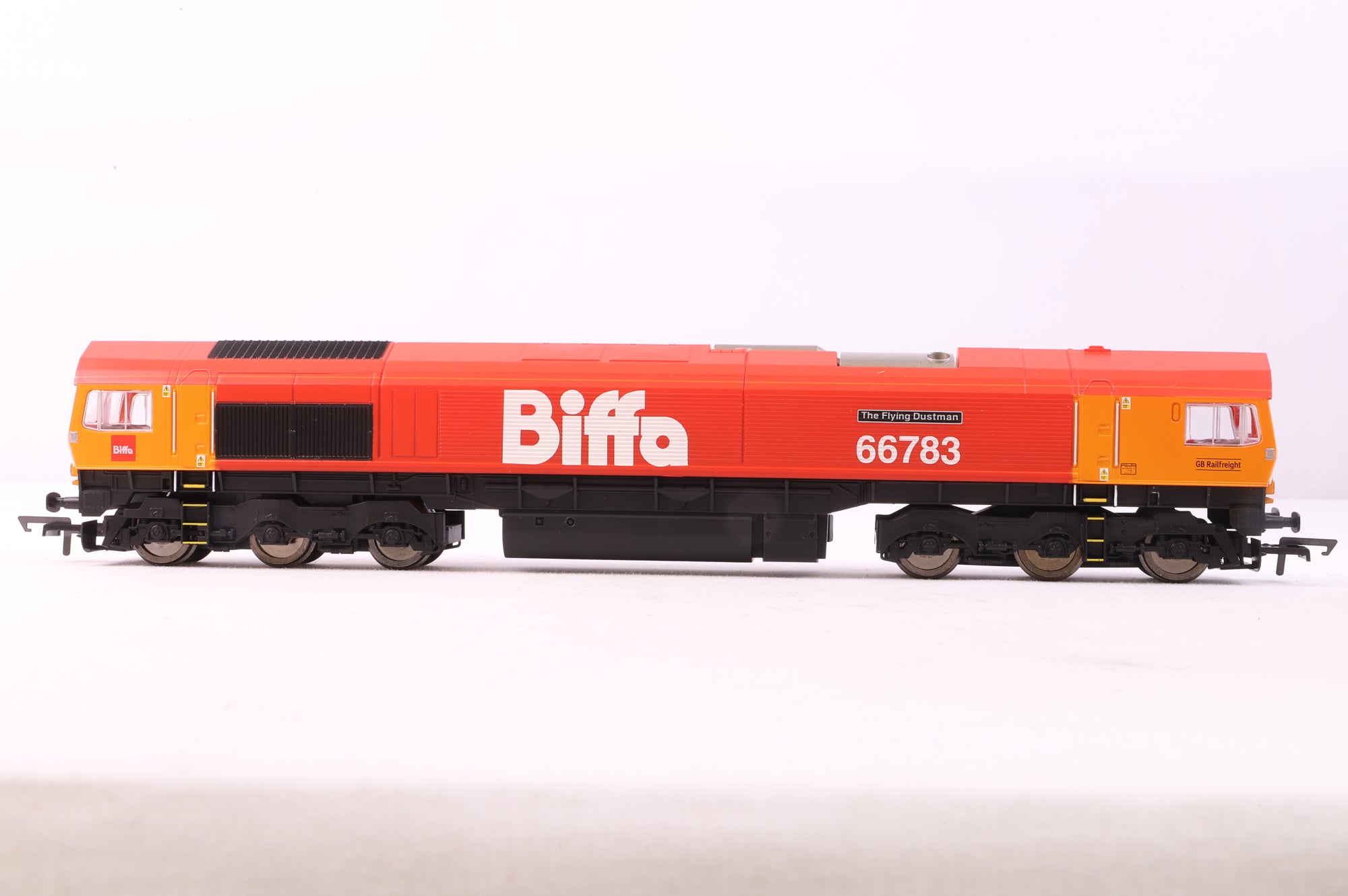 Hornby OO R3779 Class 66 '66783' 'The Flying Dustman' GBRf