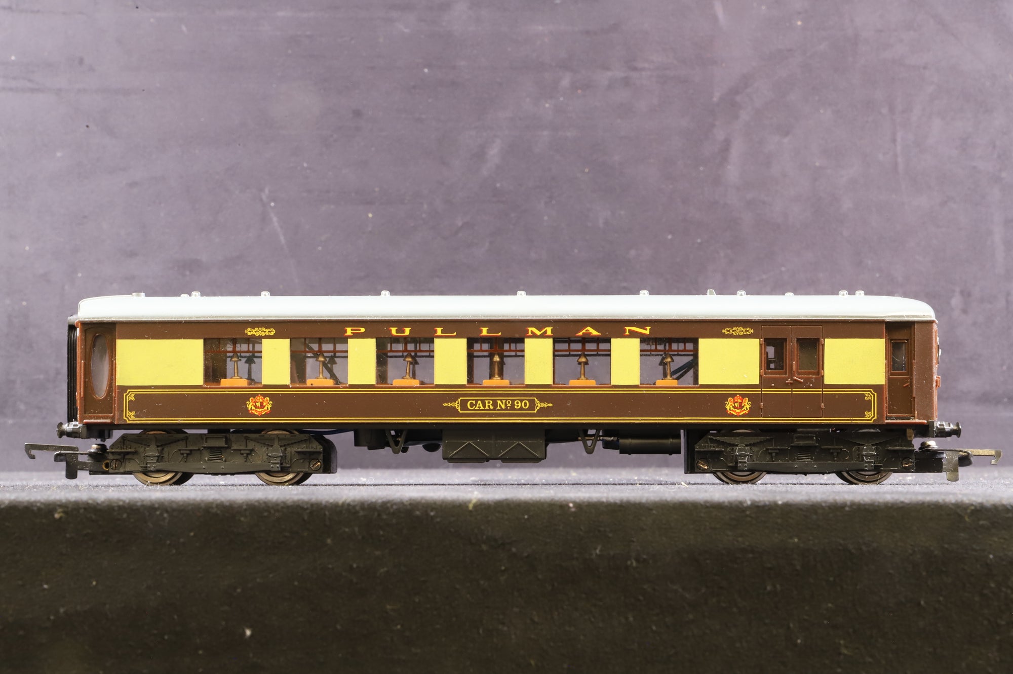 Wrenn OO W3006/7 SR Pullman Motor Coach & Dummy