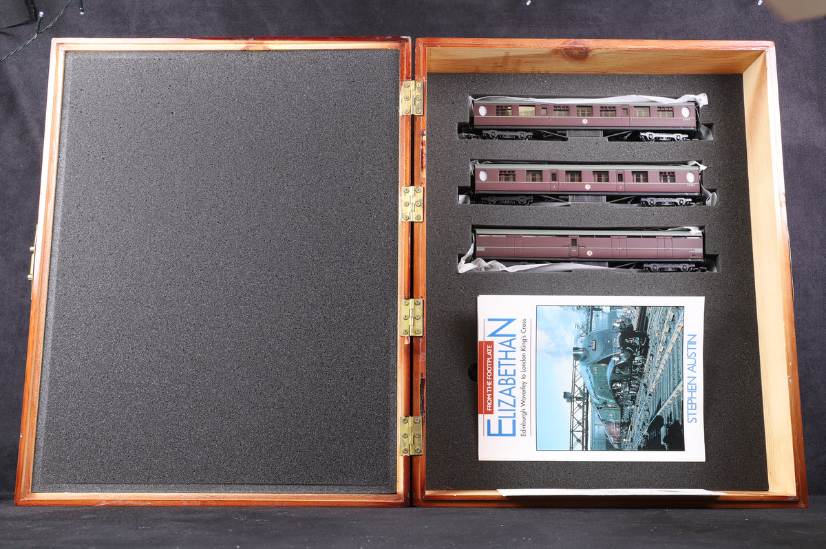 Bachmann OO 31-960 The Elizabethan Box Set with A4 and coaches - Ltd Edition 252/1000