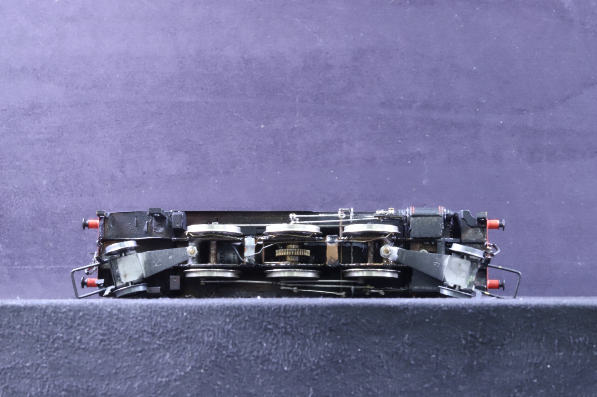 DJH OO Kit Built BR Standard Class 3 82023 in BR Lined Black w/ Late Crests