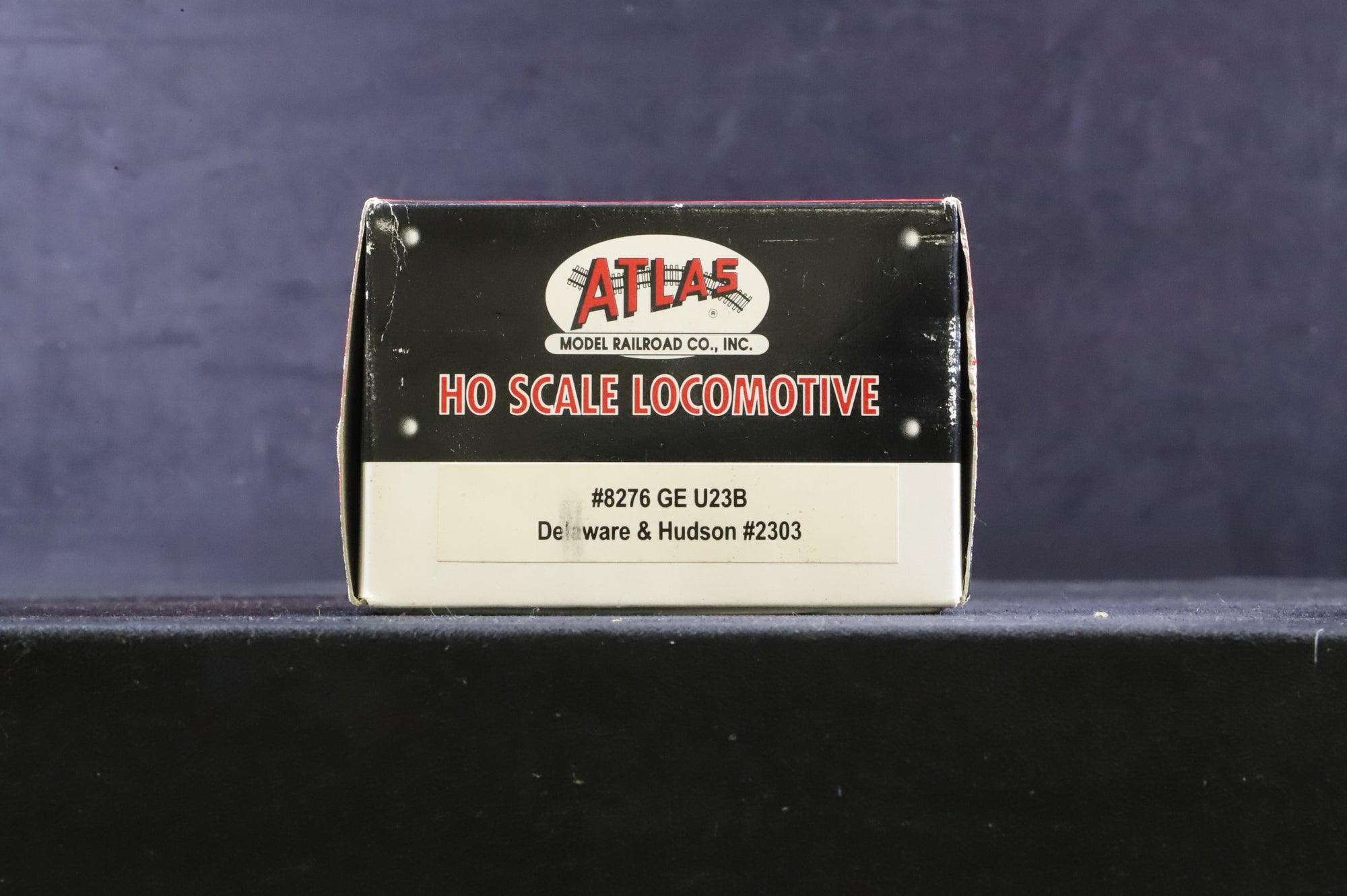 Atlas HO 8276 GE U23B Delaware & Hudson '2303'