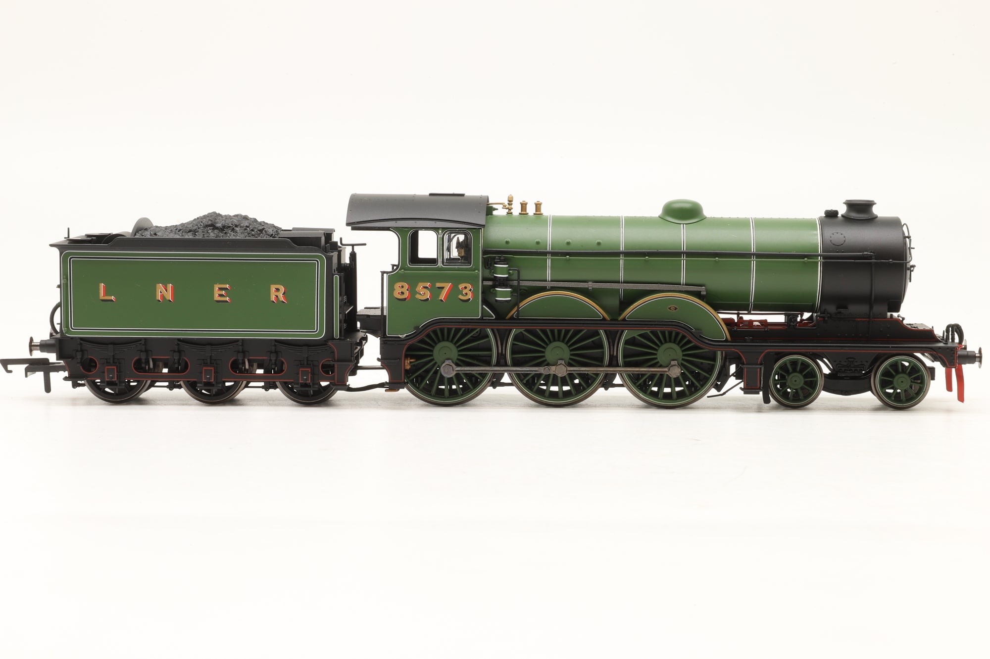 Hornby OO R3430 LNER B12 Class No. 8573