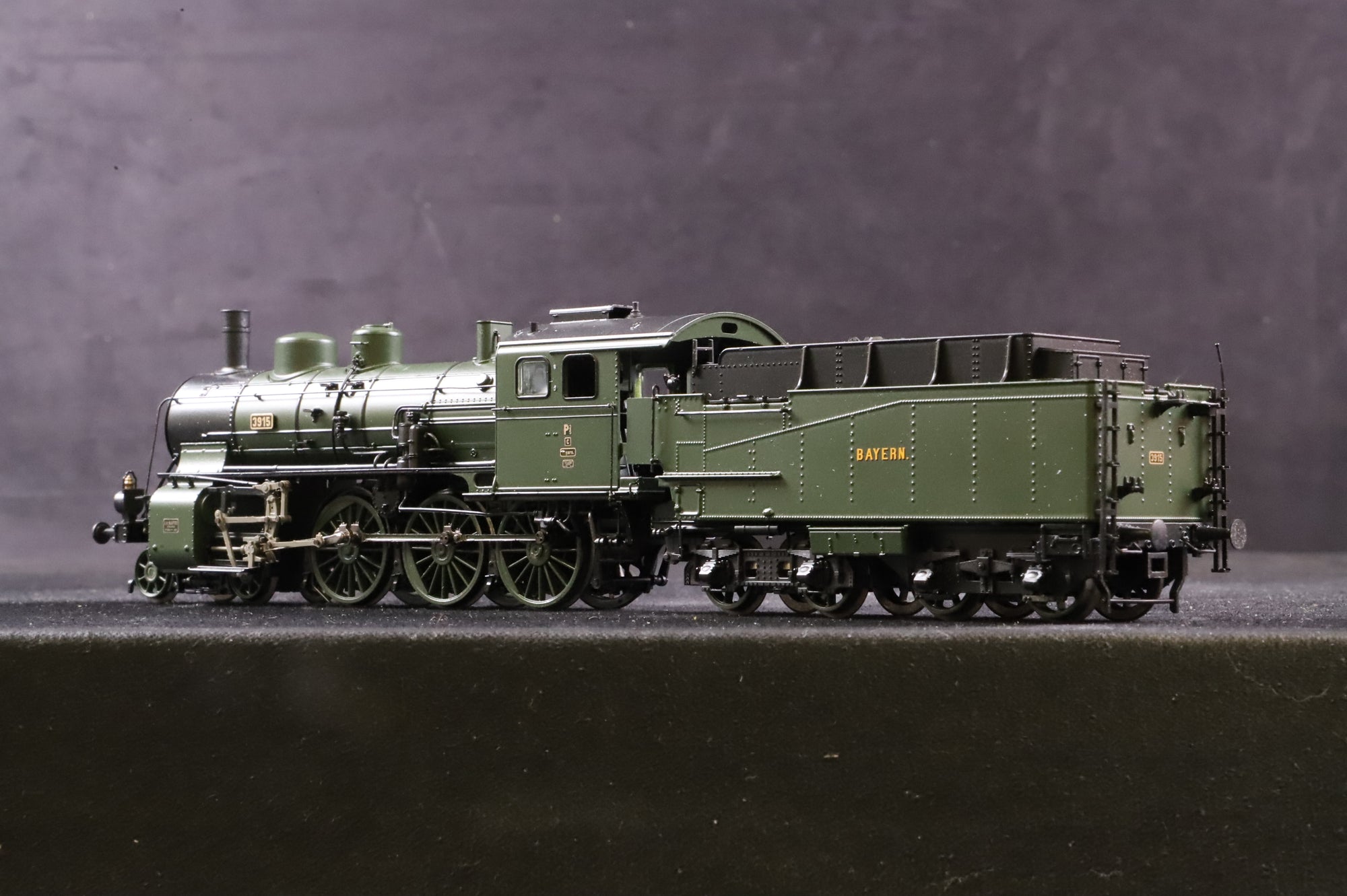 Brawa HO 40662 P 3/5H Loco No.3915 'Bayern'