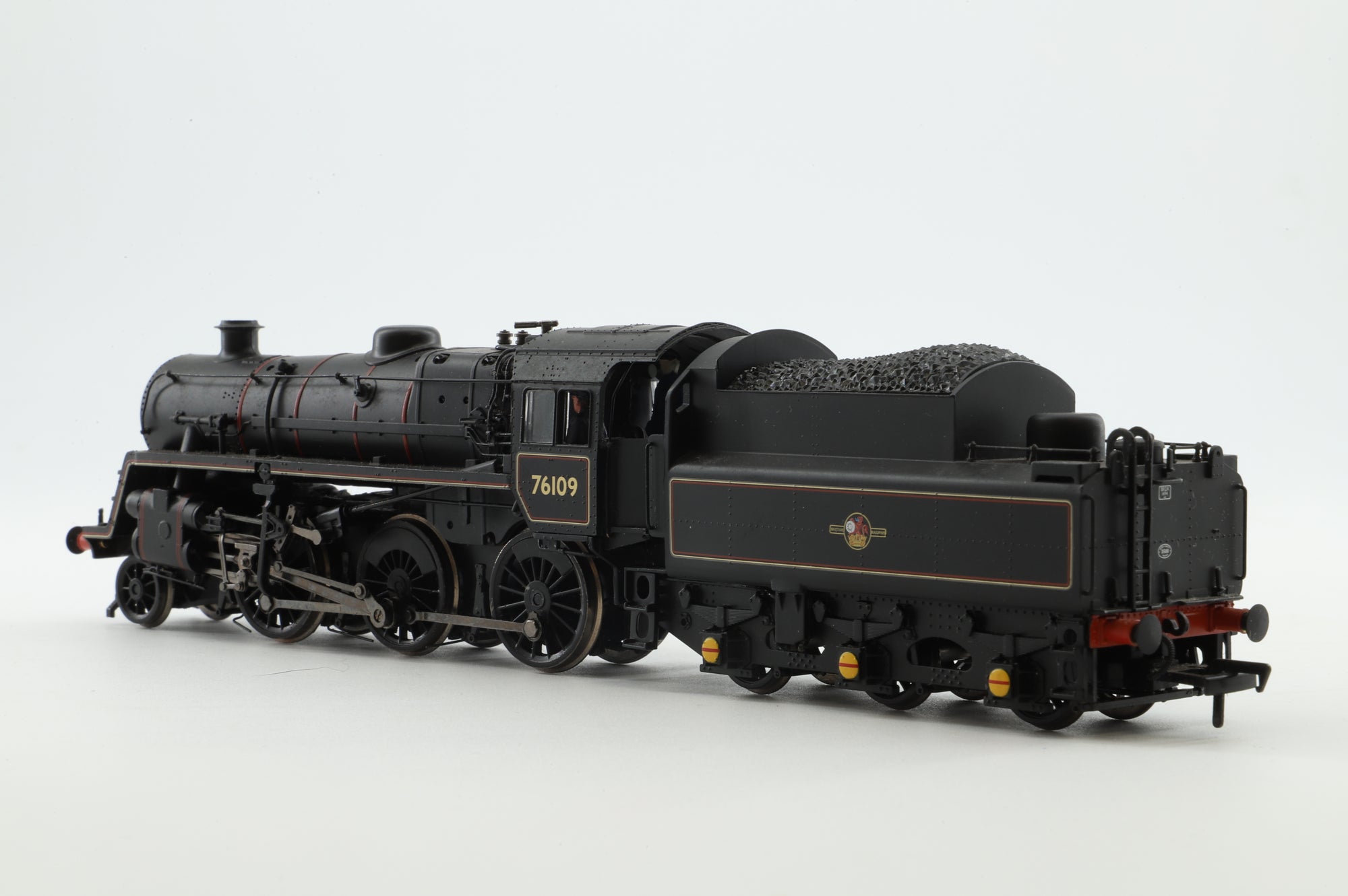 Bachmann OO 32-955 Standard 4MT 76109 in Lined BR Black w/ Late Crests