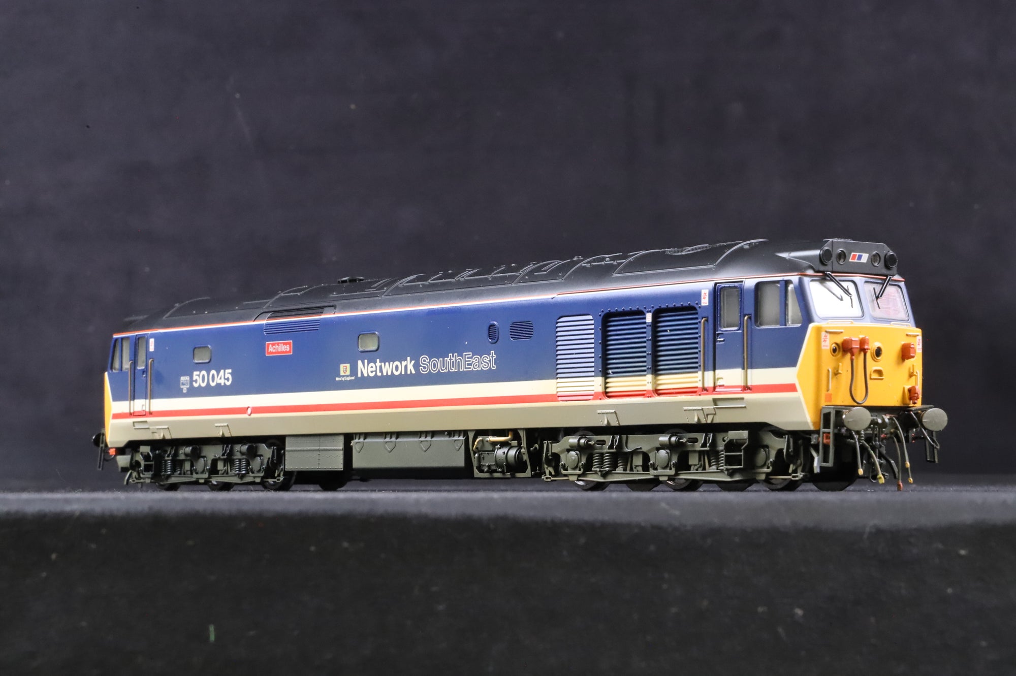 Hornby OO R2350 Class 50 50045 'Achilles' in BR NSE Livery - Weathered