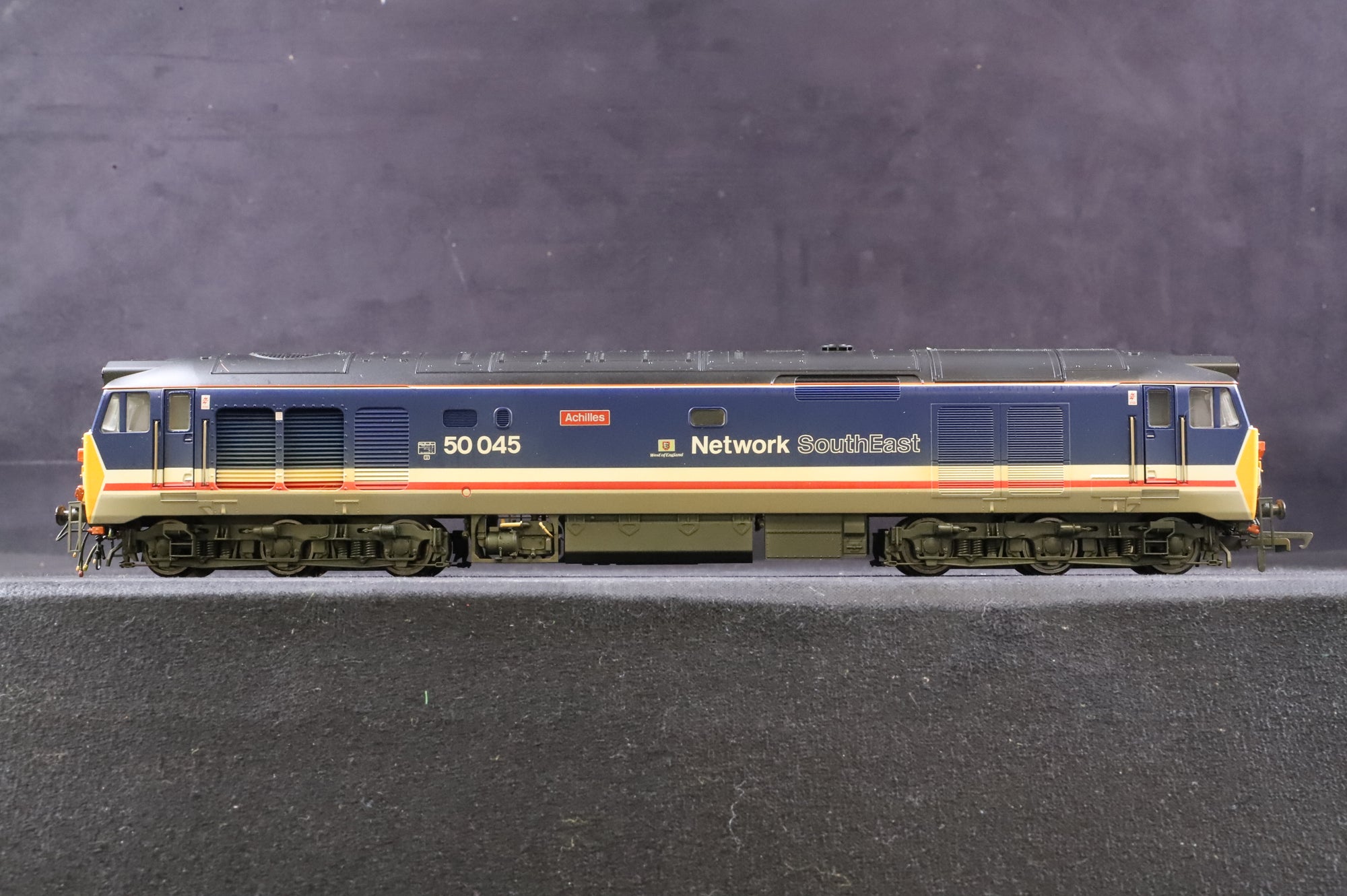 Hornby OO R2350 Class 50 50045 'Achilles' in BR NSE Livery - Weathered