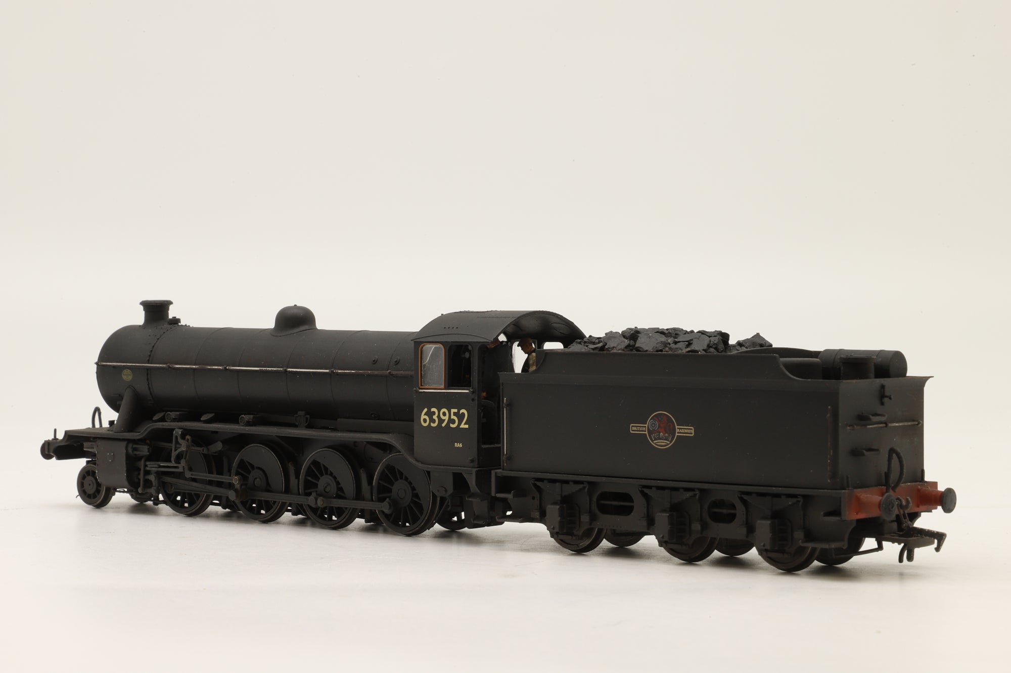 Heljan OO 6603913 Class O2/3 Tango '63952' 2-8-0 BR Black L/C Weathered